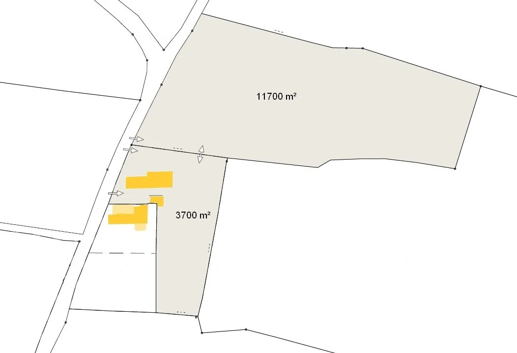 Longère en pierre avec dépendances et prairie à Yvias près de Paimpol et Lanvollon 