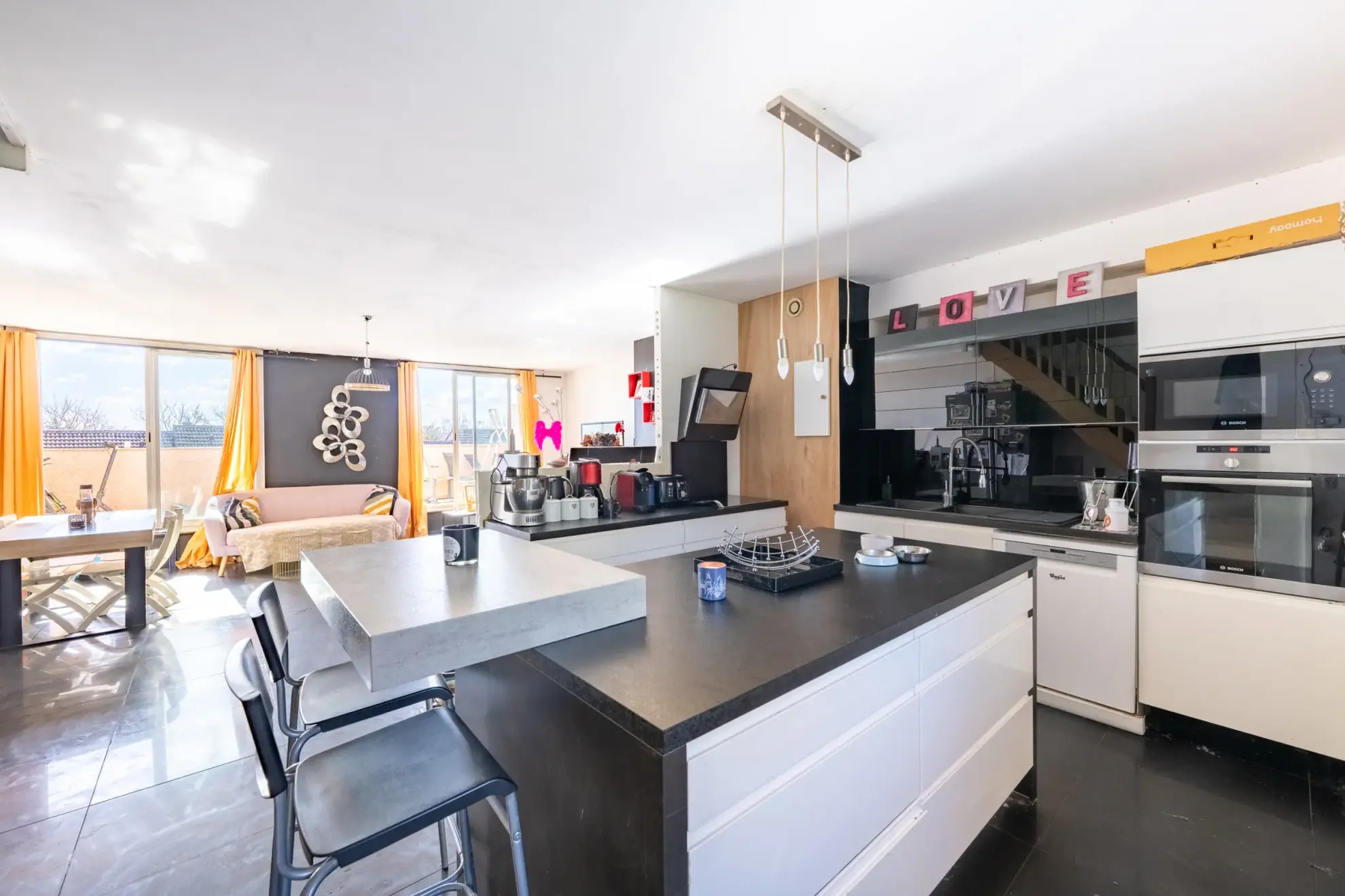 Appartement 6 pièces à Cergy avec balcon, parking et cave - Idéal famille ou investissement 