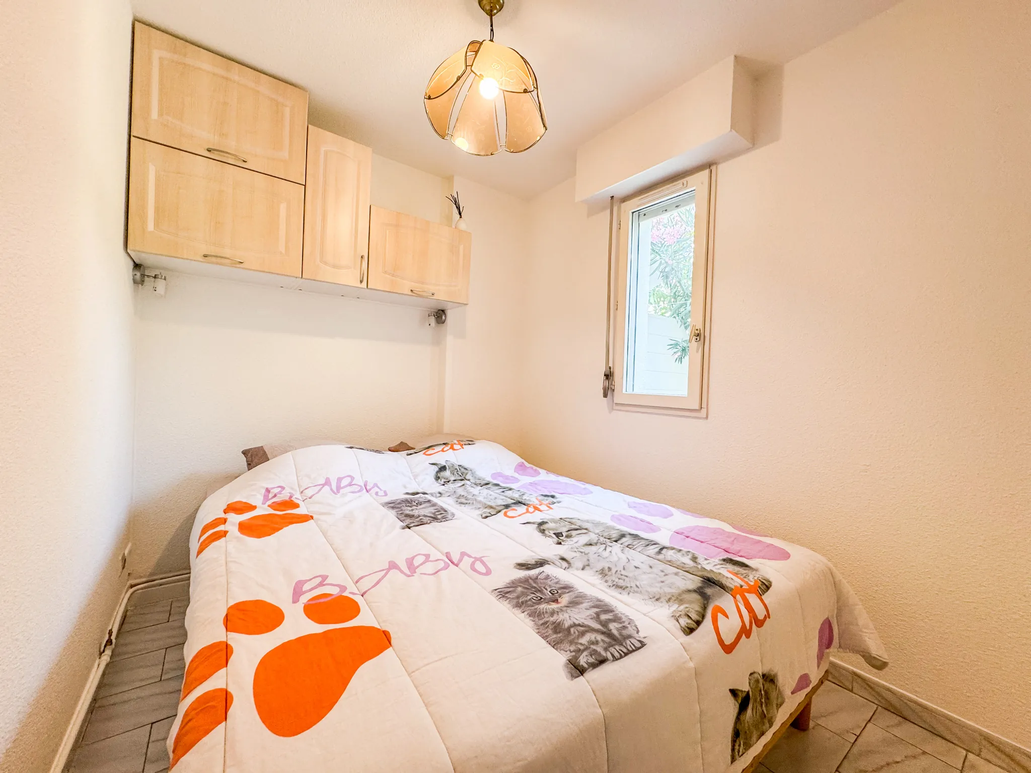 Appartement T2 avec terrasse d'angle à La Grande Motte, piscine et parking privé 