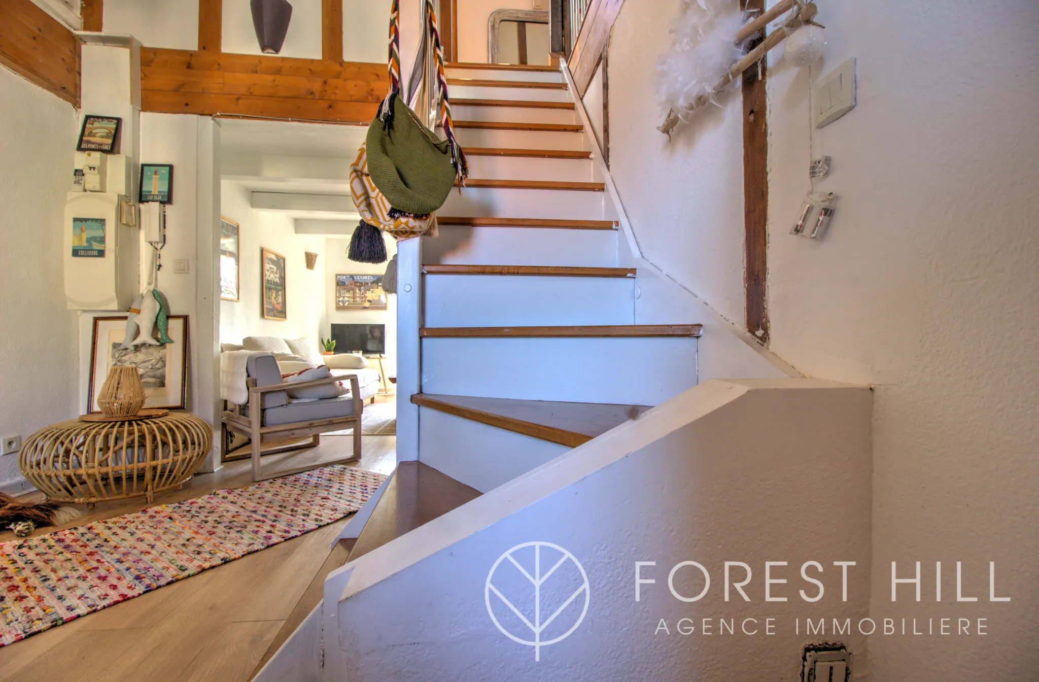 Triplex authentique à Céret avec terrasse et charme du bois et pierre 