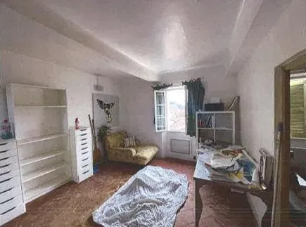 Grande maison à Belgentier en vente aux enchères, 138 m², 5 chambres, garage 