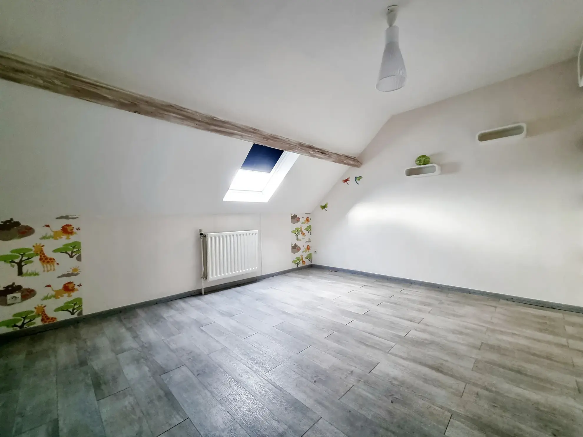 Maison de ville spacieuse à Billy-Montigny avec jardin et 4 chambres 