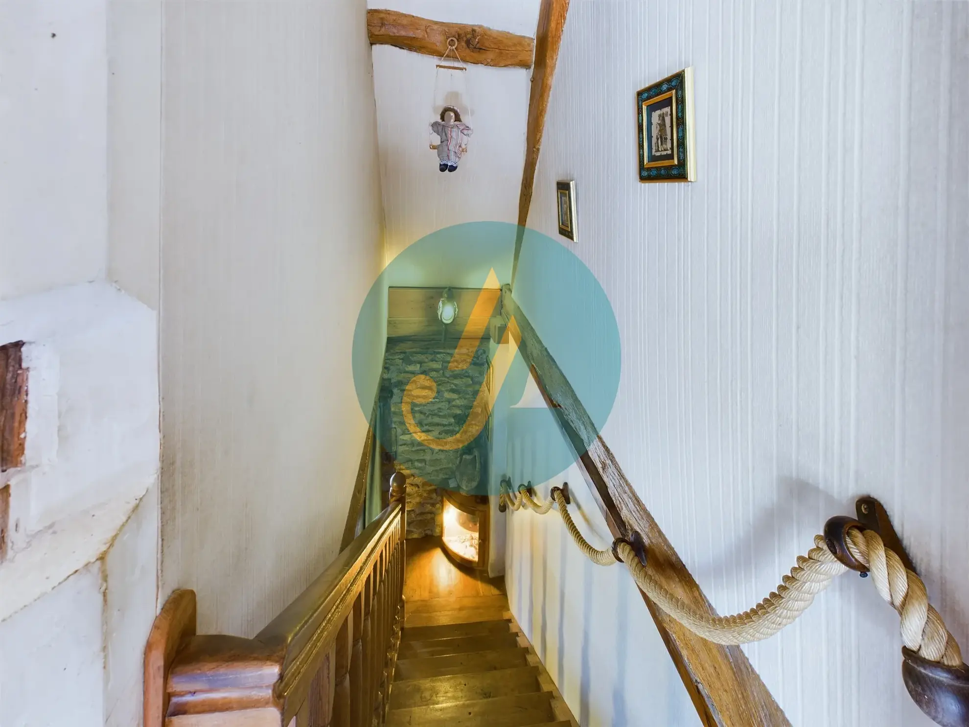 Longère de charme avec grand terrain à Champlemy, authenticité et volume 