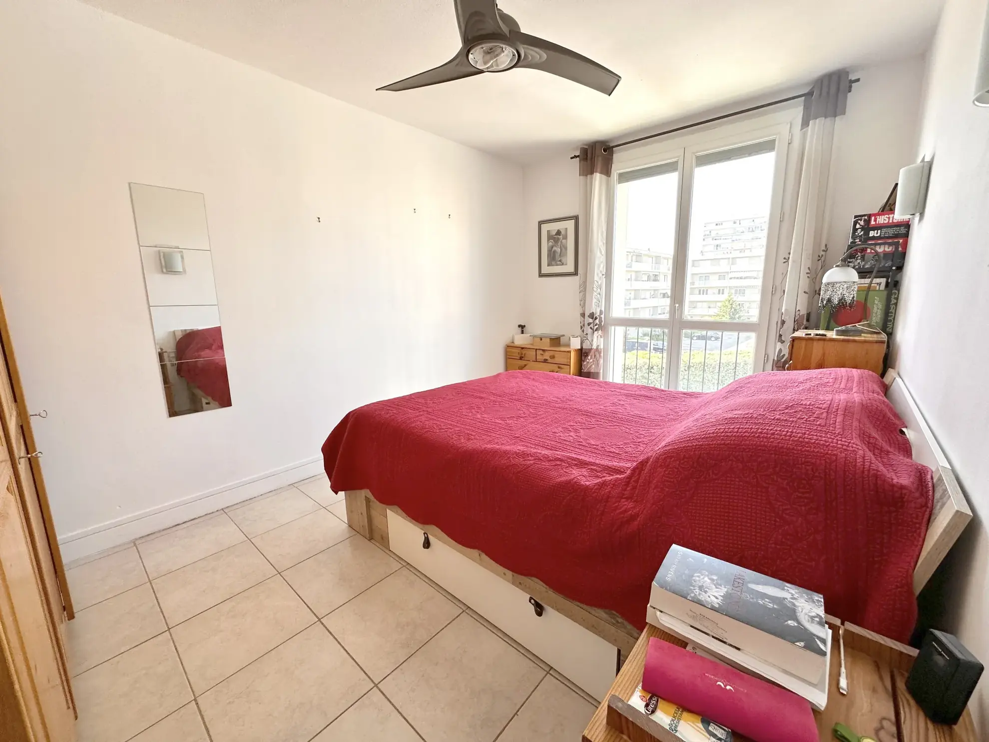 Appartement T4 avec climatisation et isolation 2024 à Salon-de-Provence, résidence sécurisée 