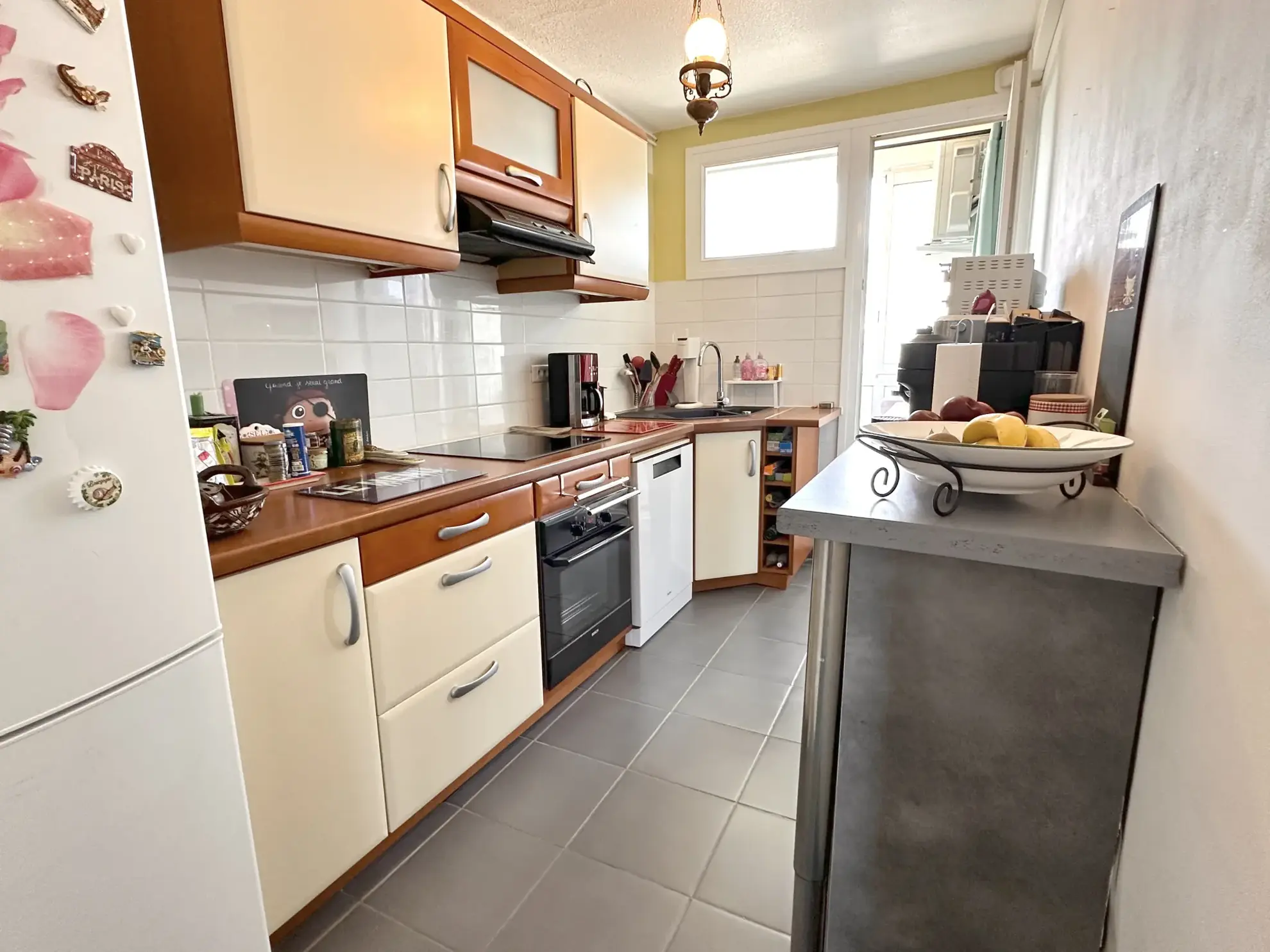 Appartement T4 avec climatisation et isolation 2024 à Salon-de-Provence, résidence sécurisée 