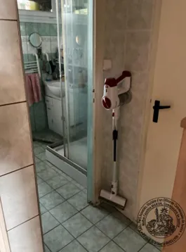 Appartement F4 à Sainte Foy Lès Lyon en vente aux enchères - 65 m² avec balcon et cave 