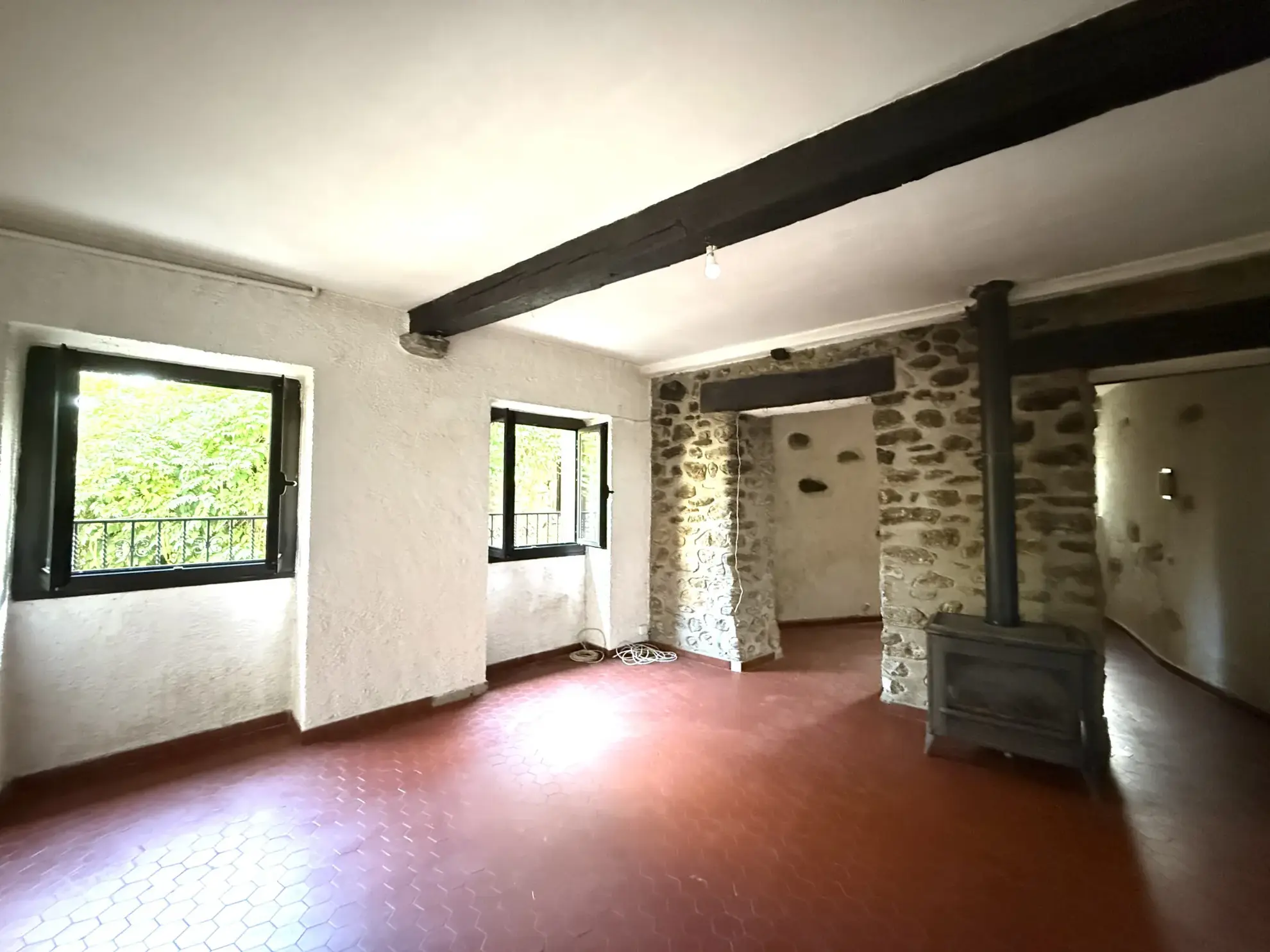 Charmante maison à vendre à Palalda, 3 chambres, cave et authenticité