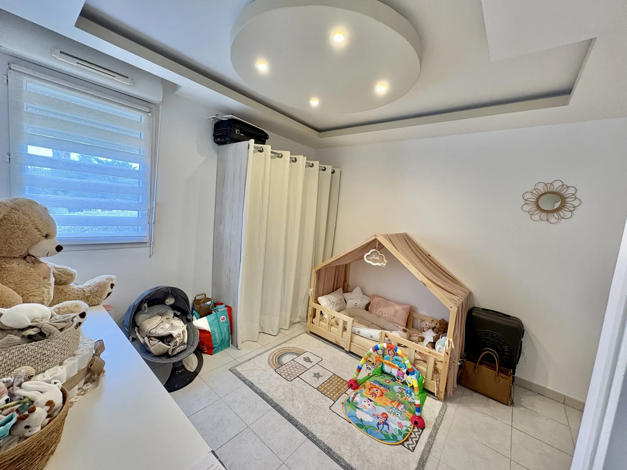 Appartement T2 avec terrasse, parking et piscine à La Seyne-sur-Mer 