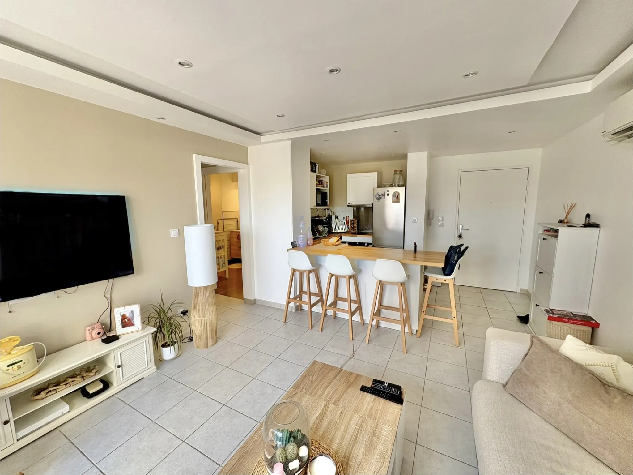 Appartement T2 avec terrasse, parking et piscine à La Seyne-sur-Mer