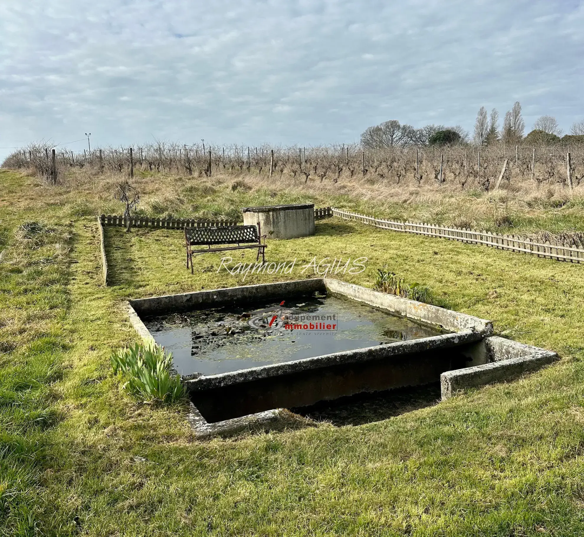 Maison traditionnelle en pierre avec 3 chambres, jardin et dépendances dans l'Entre-Deux-Mers 