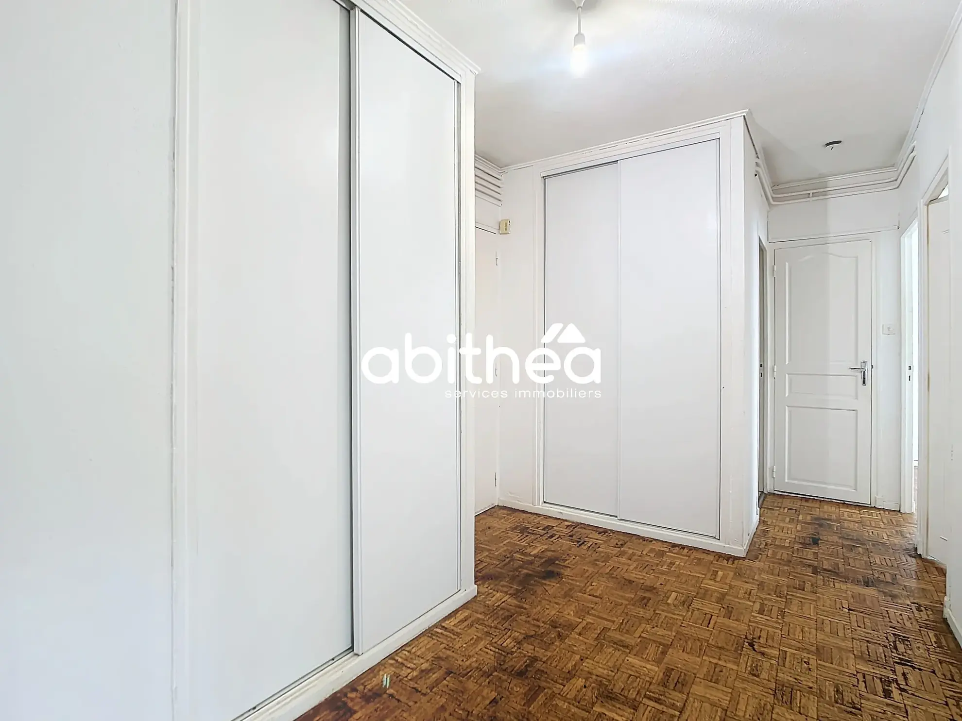 Appartement T3 avec parking, balcon et cave à Béziers - Résidence sécurisée 