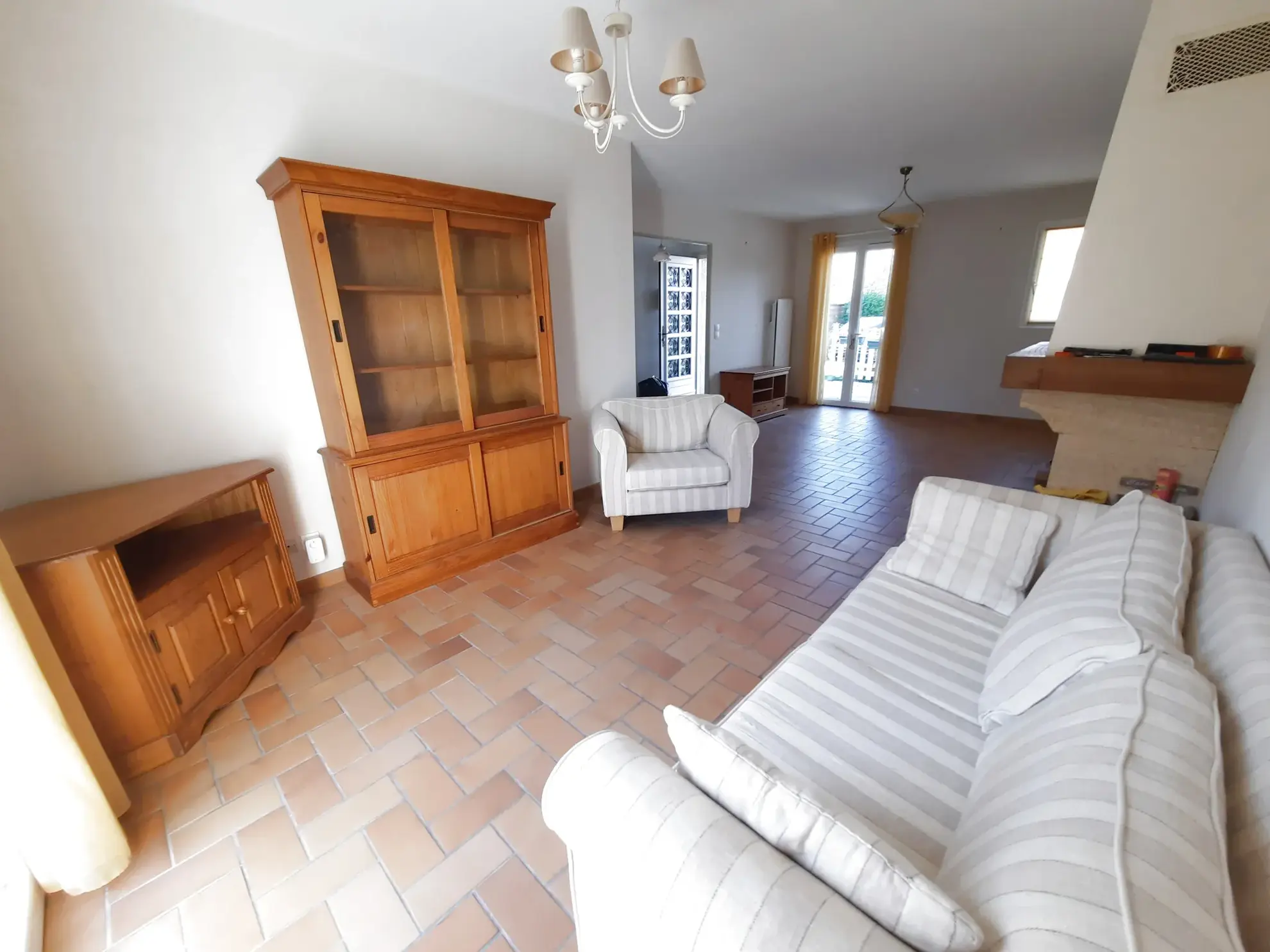 Maison de plain-pied à Nanteuil-les-Meaux avec jardin et garage 