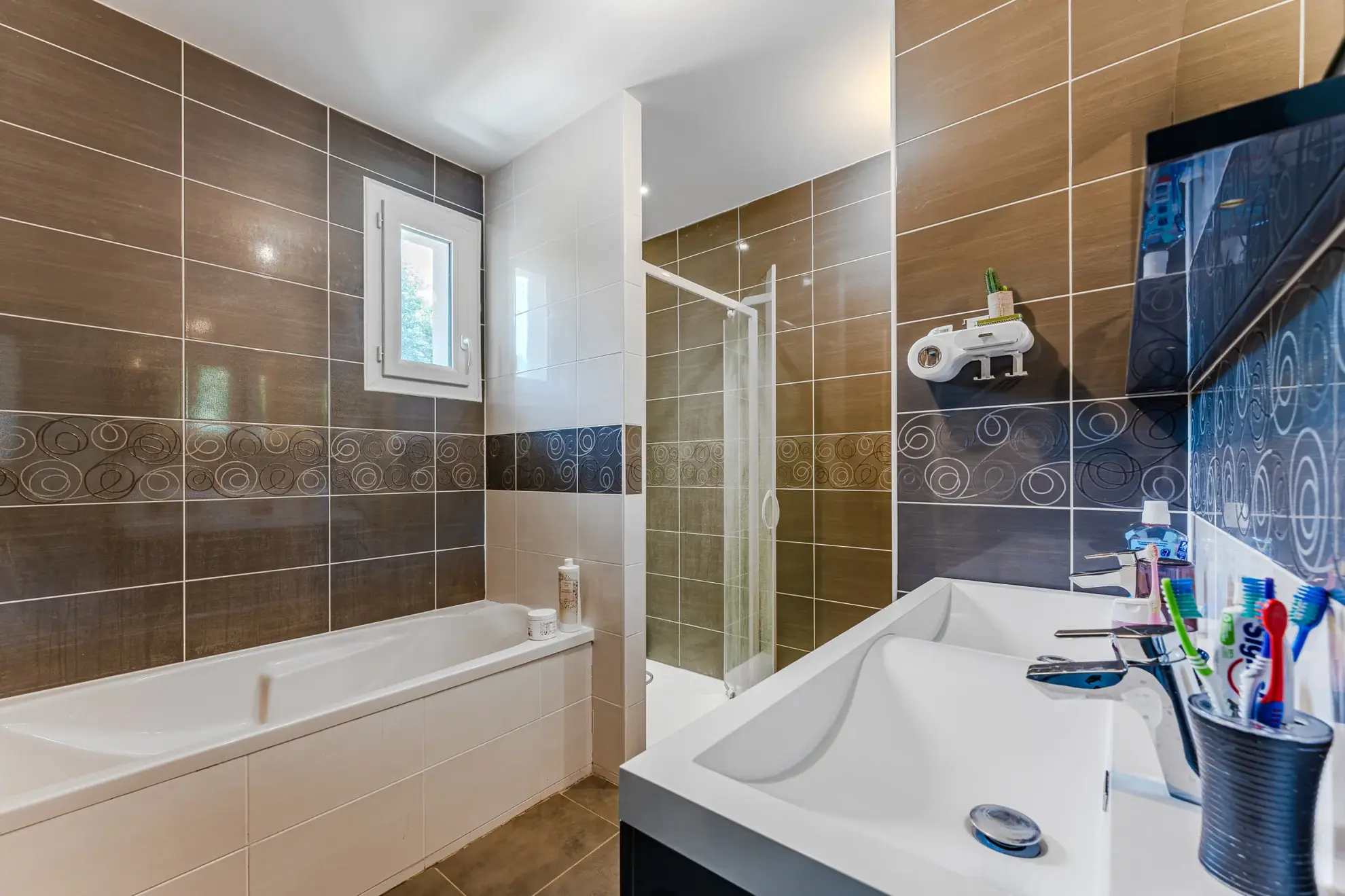 Charmante maison 3 chambres avec jardin et garage proche de Bordeaux 