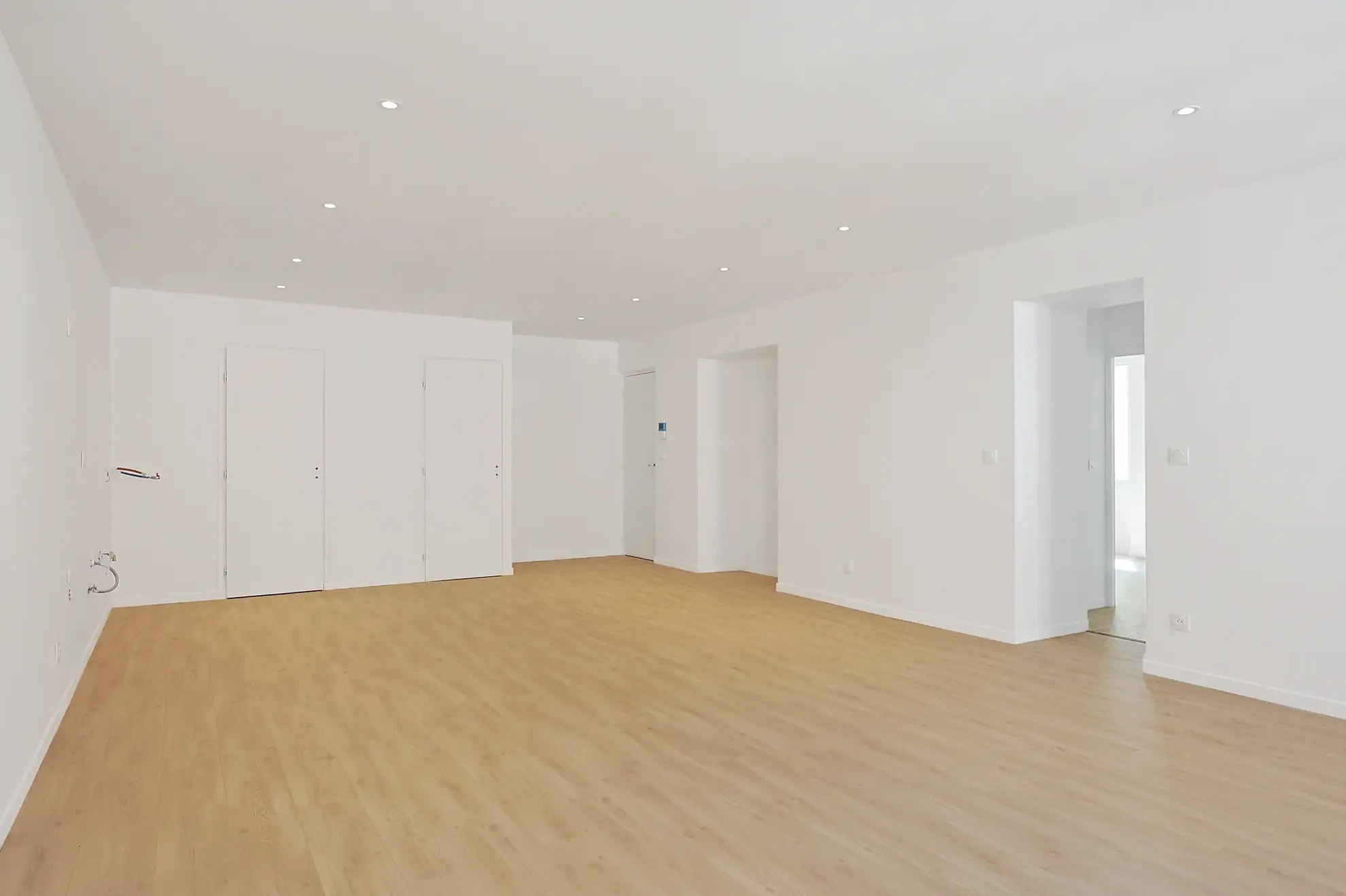 Appartement T3 à Sollies Pont de 83 m² avec grand potentiel au centre-ville