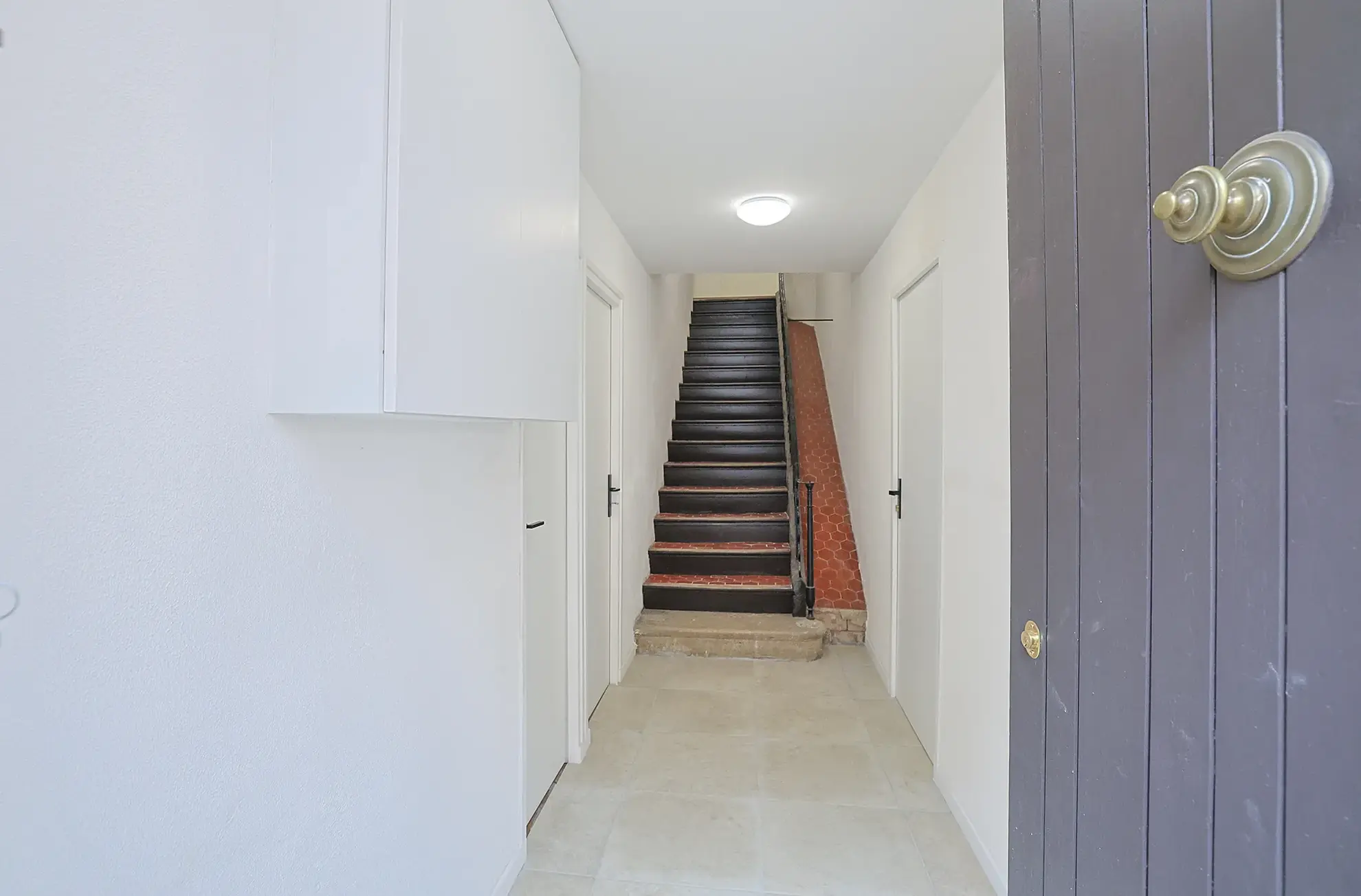 Appartement T3 à Sollies Pont de 83 m² avec grand potentiel au centre-ville 