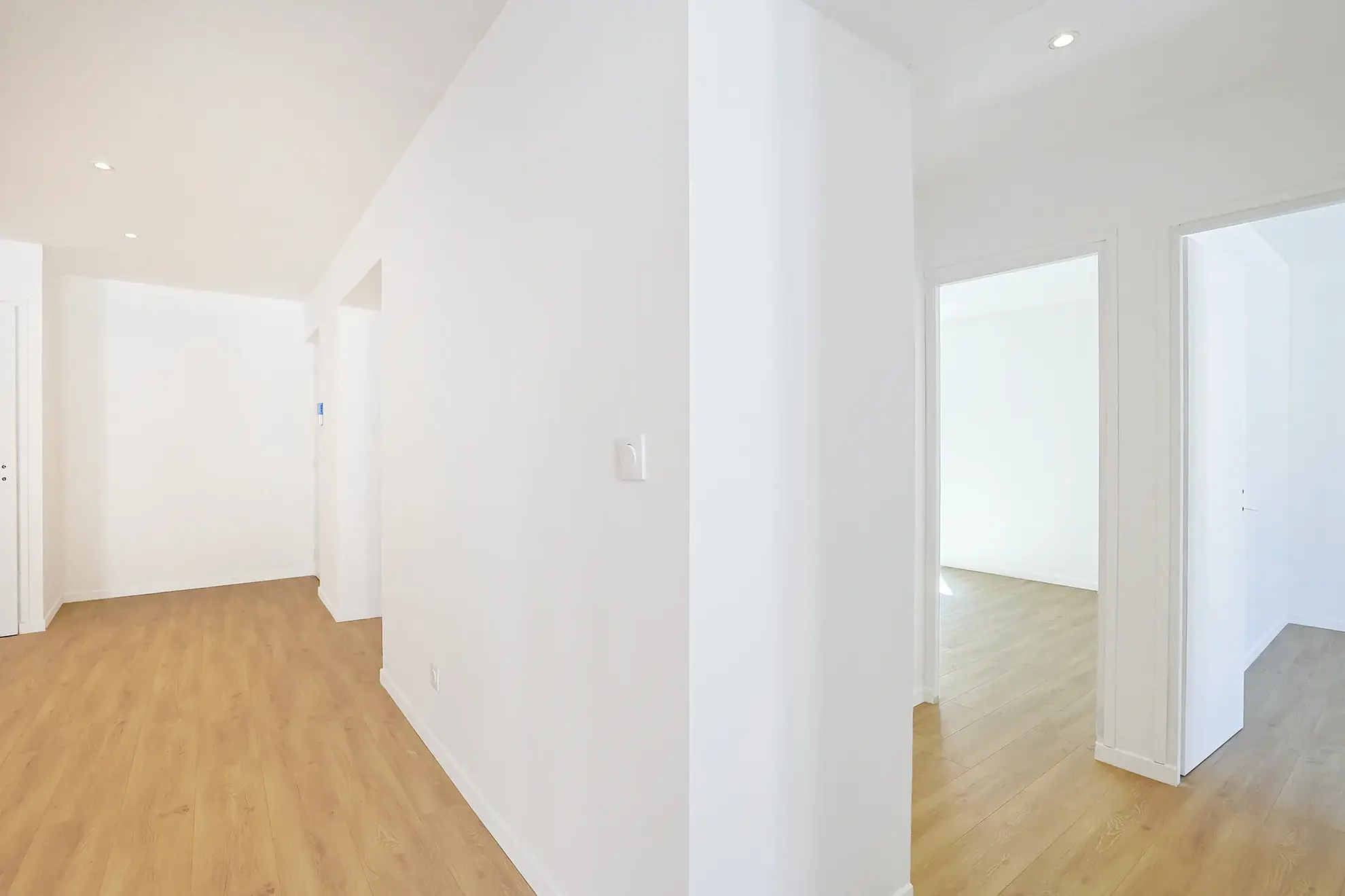 Appartement T3 à Sollies Pont de 83 m² avec grand potentiel au centre-ville 