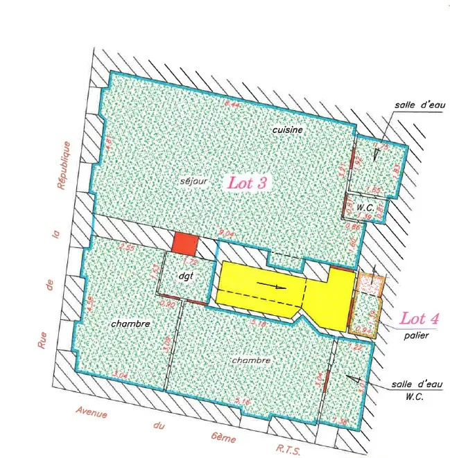 Appartement T3 à Sollies Pont de 83 m² avec grand potentiel au centre-ville 