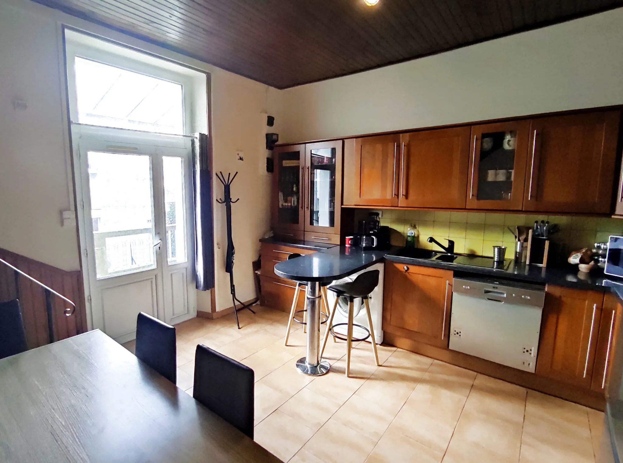 Maison de 80 m² avec terrasse, garage à La Grand Combe 