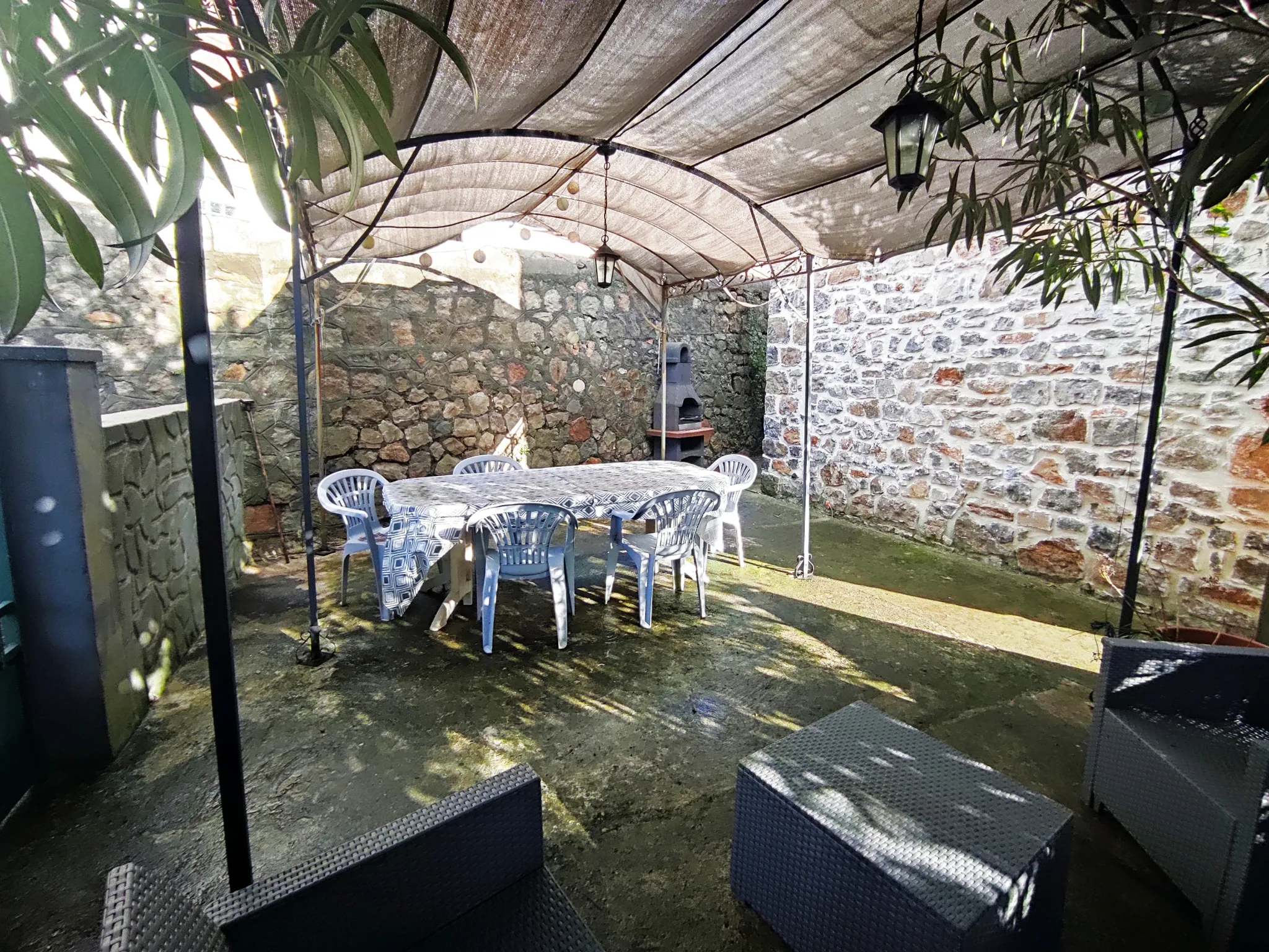 Maison de 80 m² avec terrasse, garage à La Grand Combe 