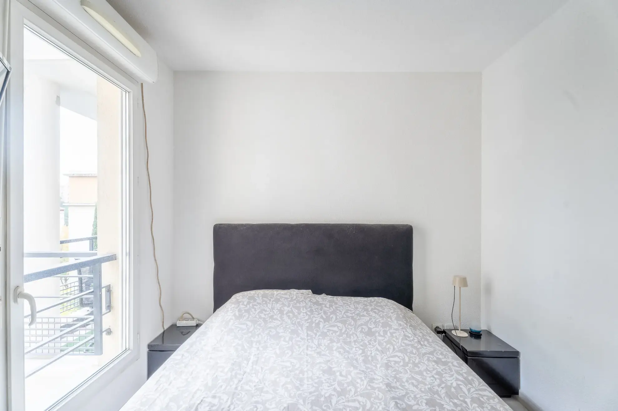 Appartement T2 lumineux de 45 m² avec terrasse et parking sécurisé à Marseille 