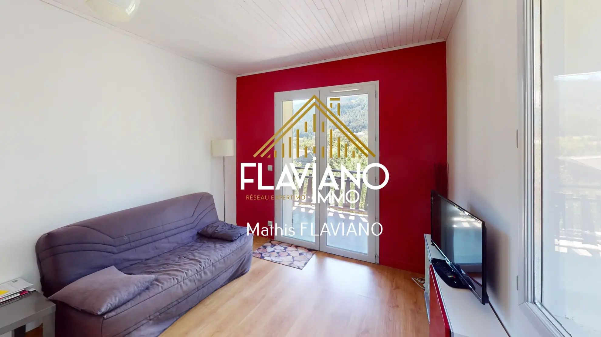 Appartement rénové avec jardin, garage et vue sur les montagnes à Barcelonnette 