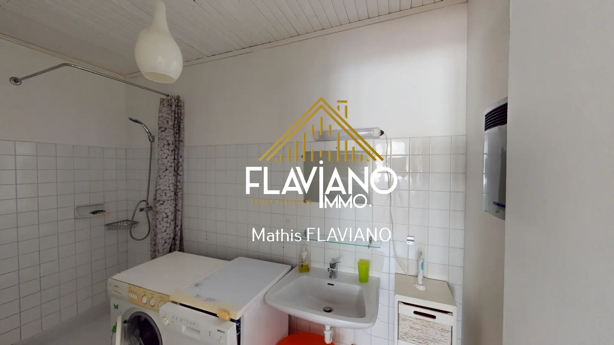 Appartement rénové avec jardin, garage et vue sur les montagnes à Barcelonnette 