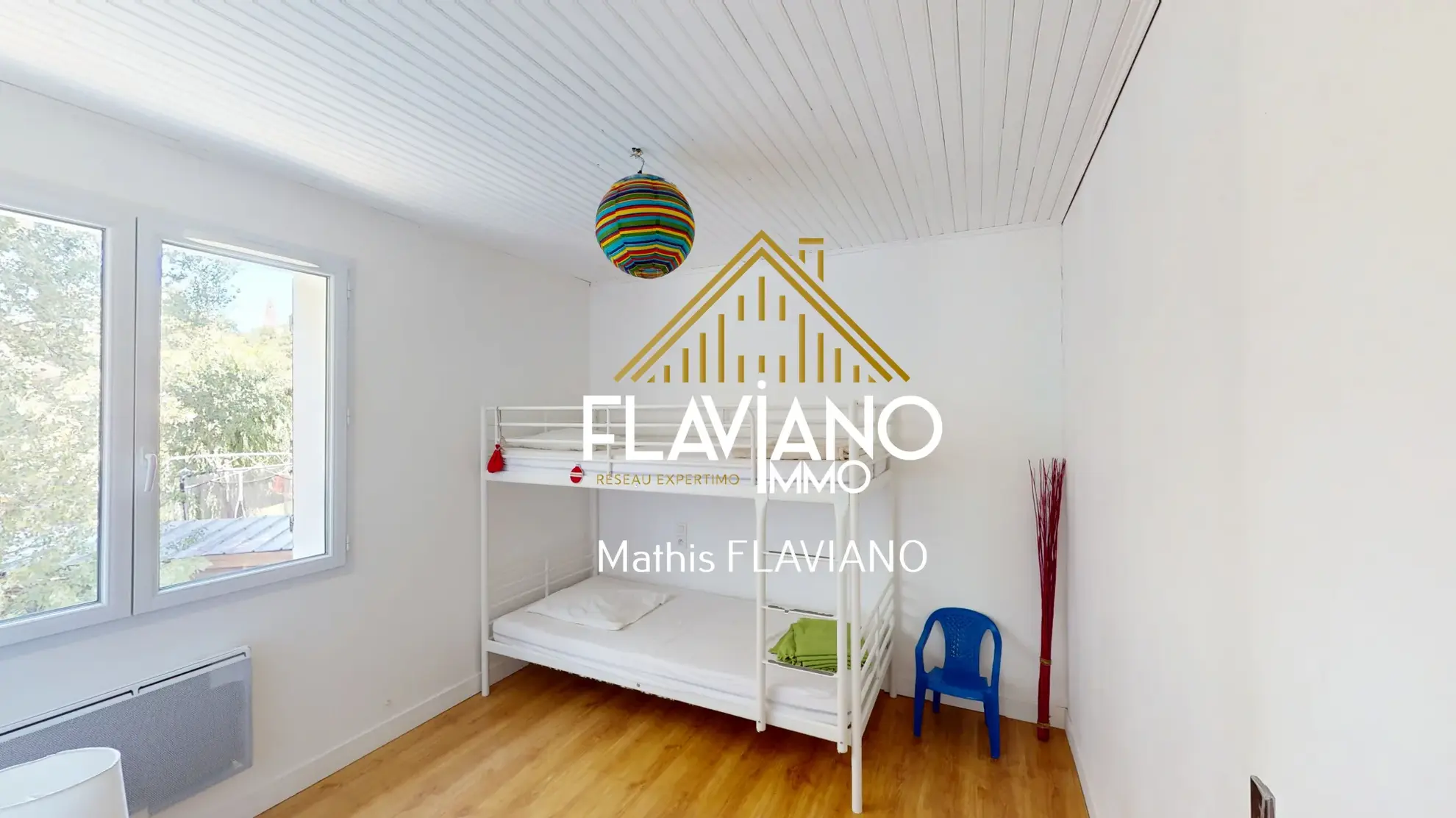 Appartement rénové avec jardin, garage et vue sur les montagnes à Barcelonnette 