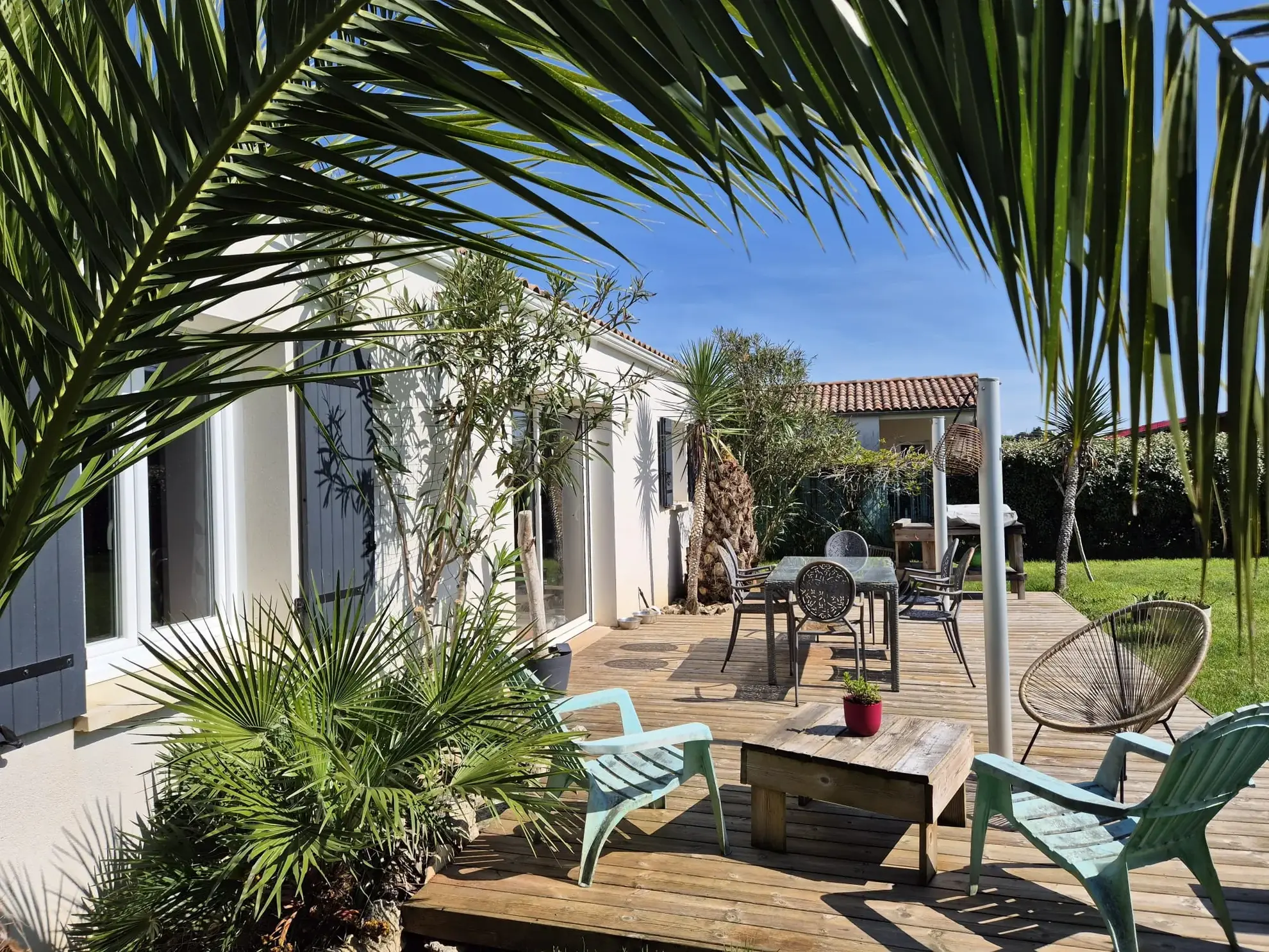 Maison de plain-pied avec jardin, 3 chambres et bureau à Pont-l’Abbé-d’Arnoult 