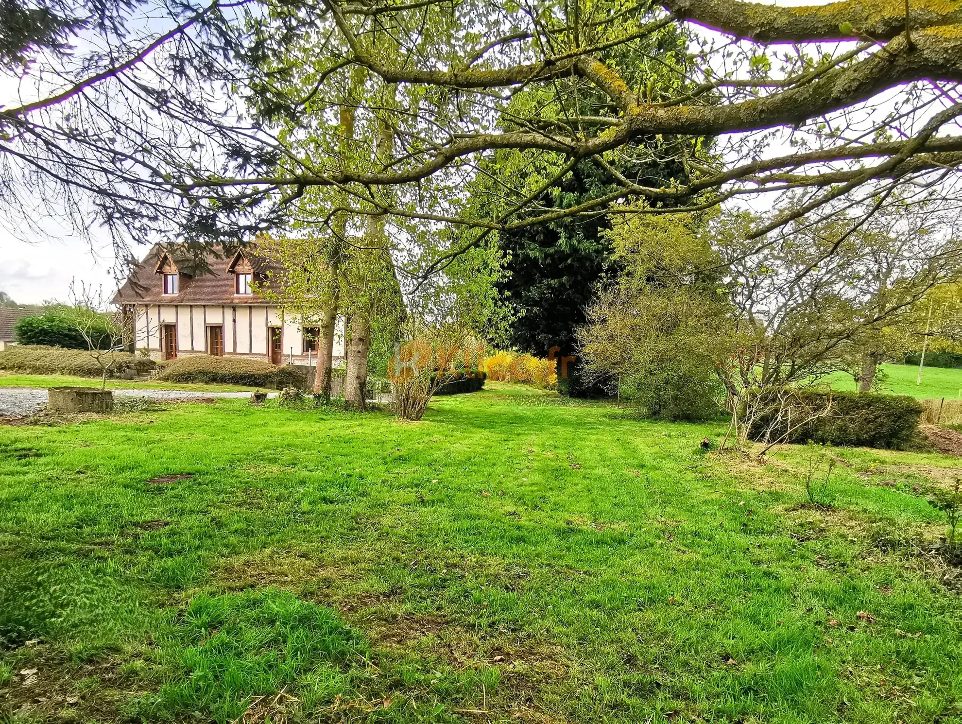 Belle maison normande de 134 m2 avec grand terrain près de Forges-les-Eaux 