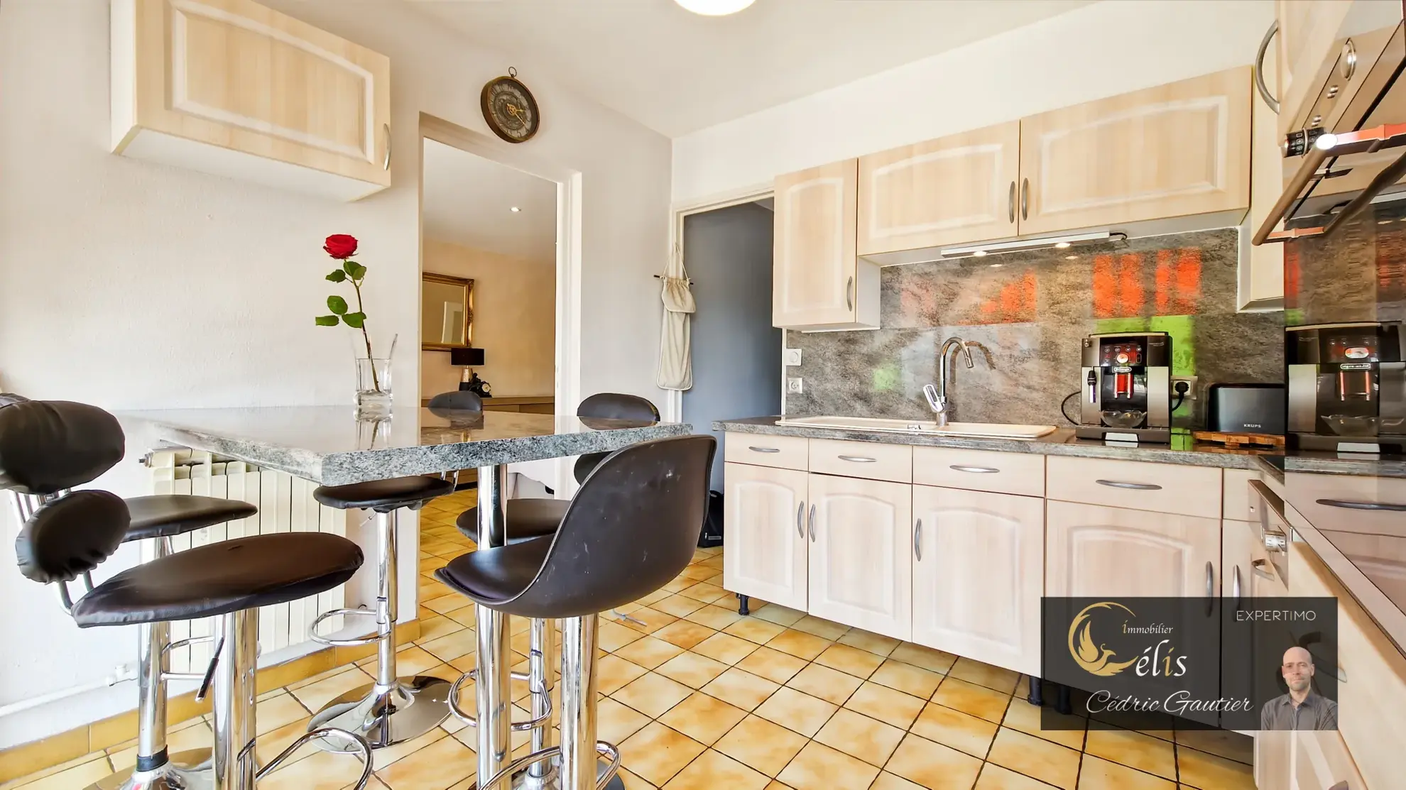 Appartement lumineux 4 pièces avec balcon, cave et parking à Saint Priest 