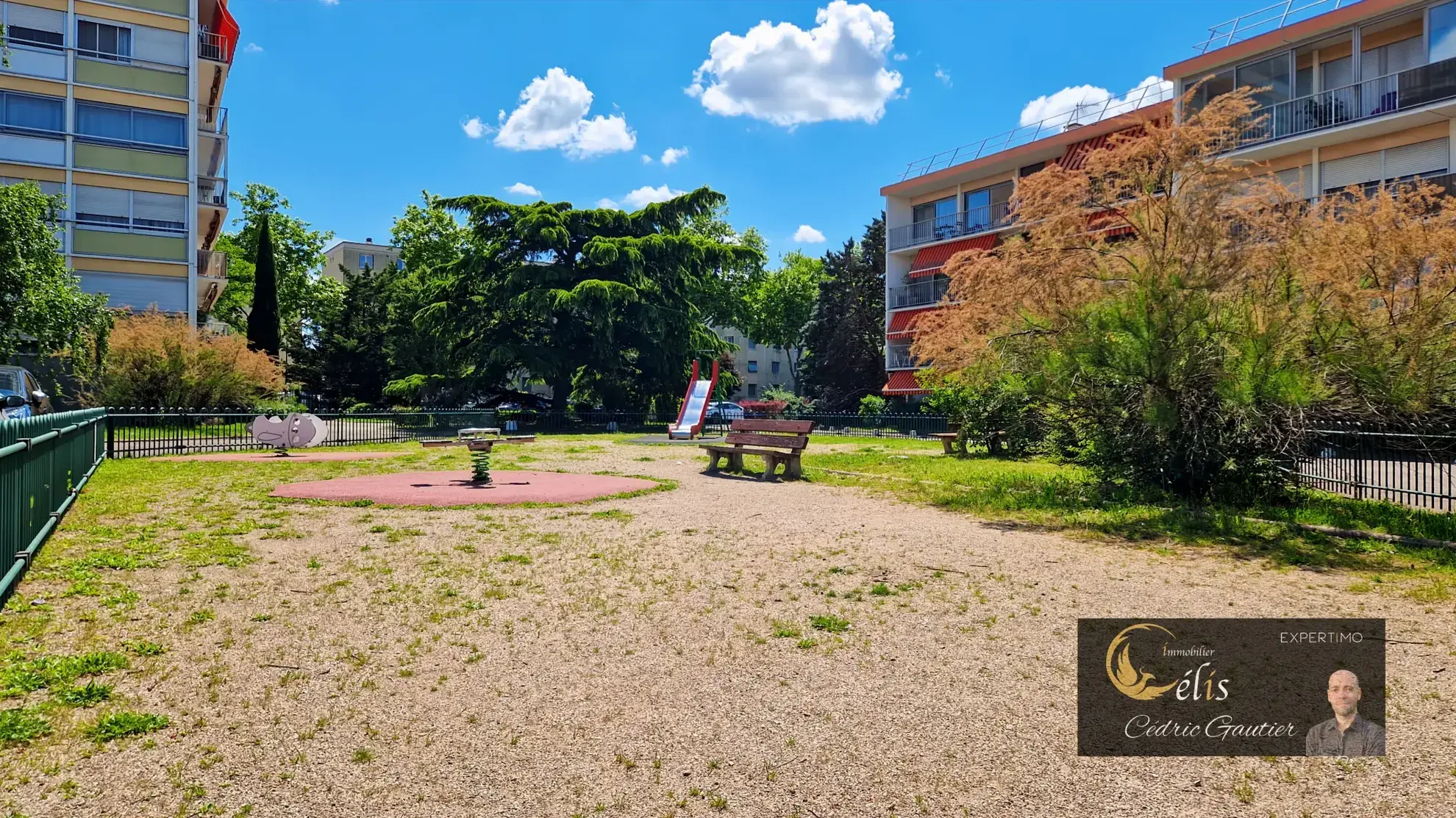 Appartement lumineux 4 pièces avec balcon, cave et parking à Saint Priest 