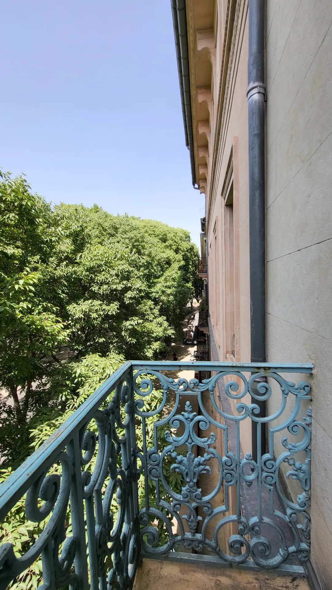 Appartement 3 pièces lumineux de 75 m² Nîmes Écusson 