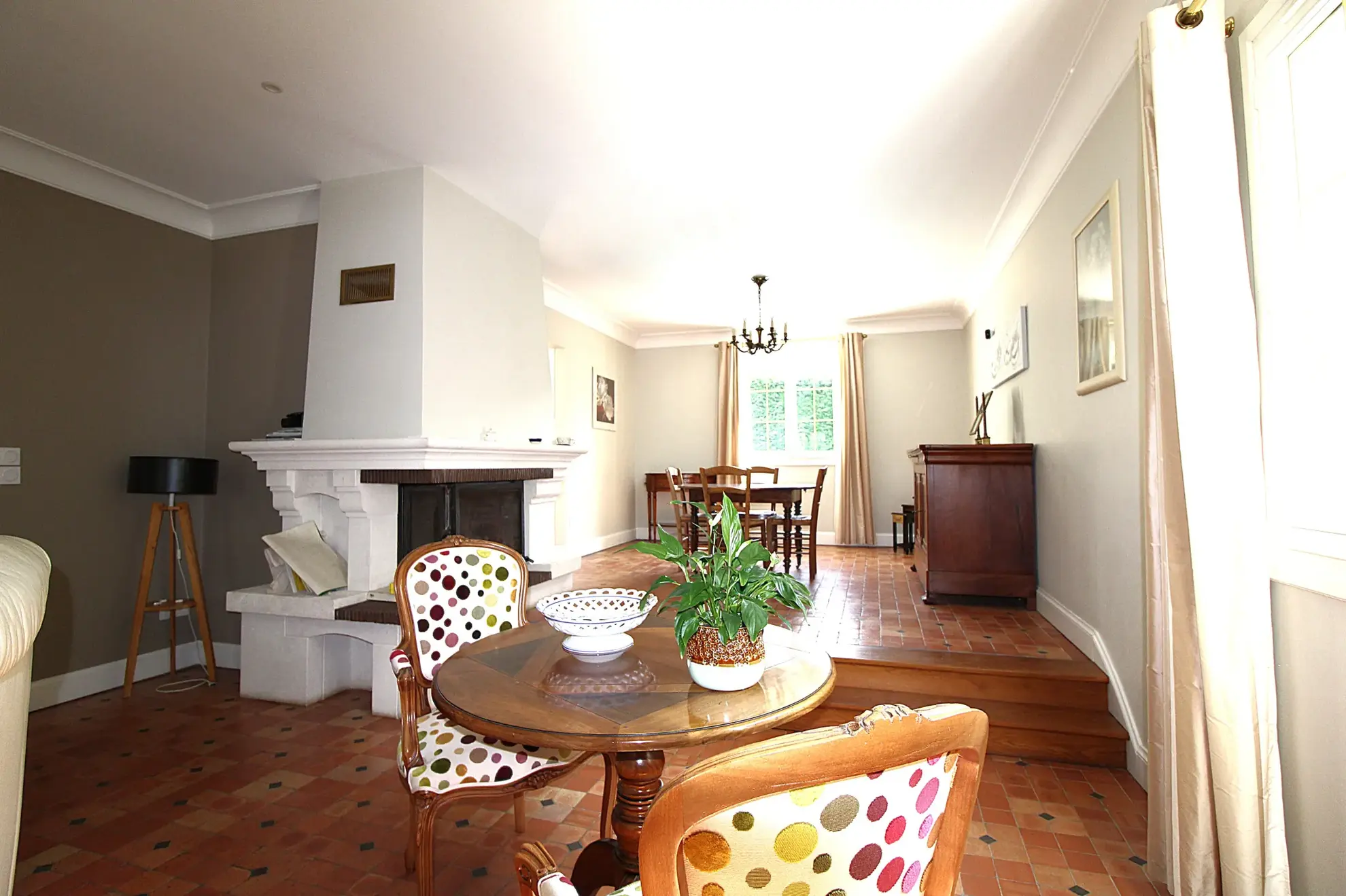 Spacieuse maison avec piscine à Fontaine-Guérin, 3 chambres, terrain de 1400 m² 