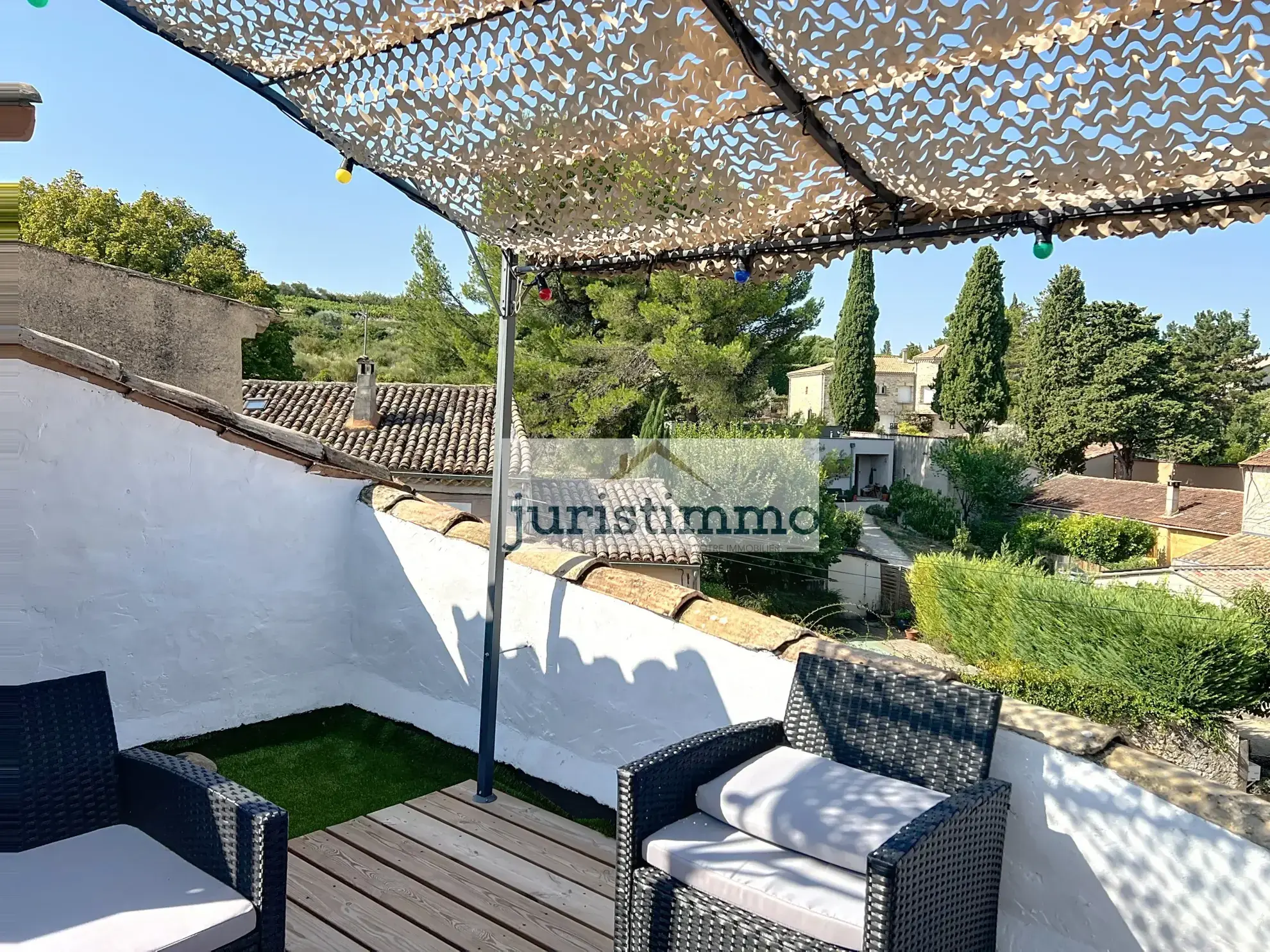 Maison provençale entièrement rénovée avec terrasse panoramique à Villedieu 