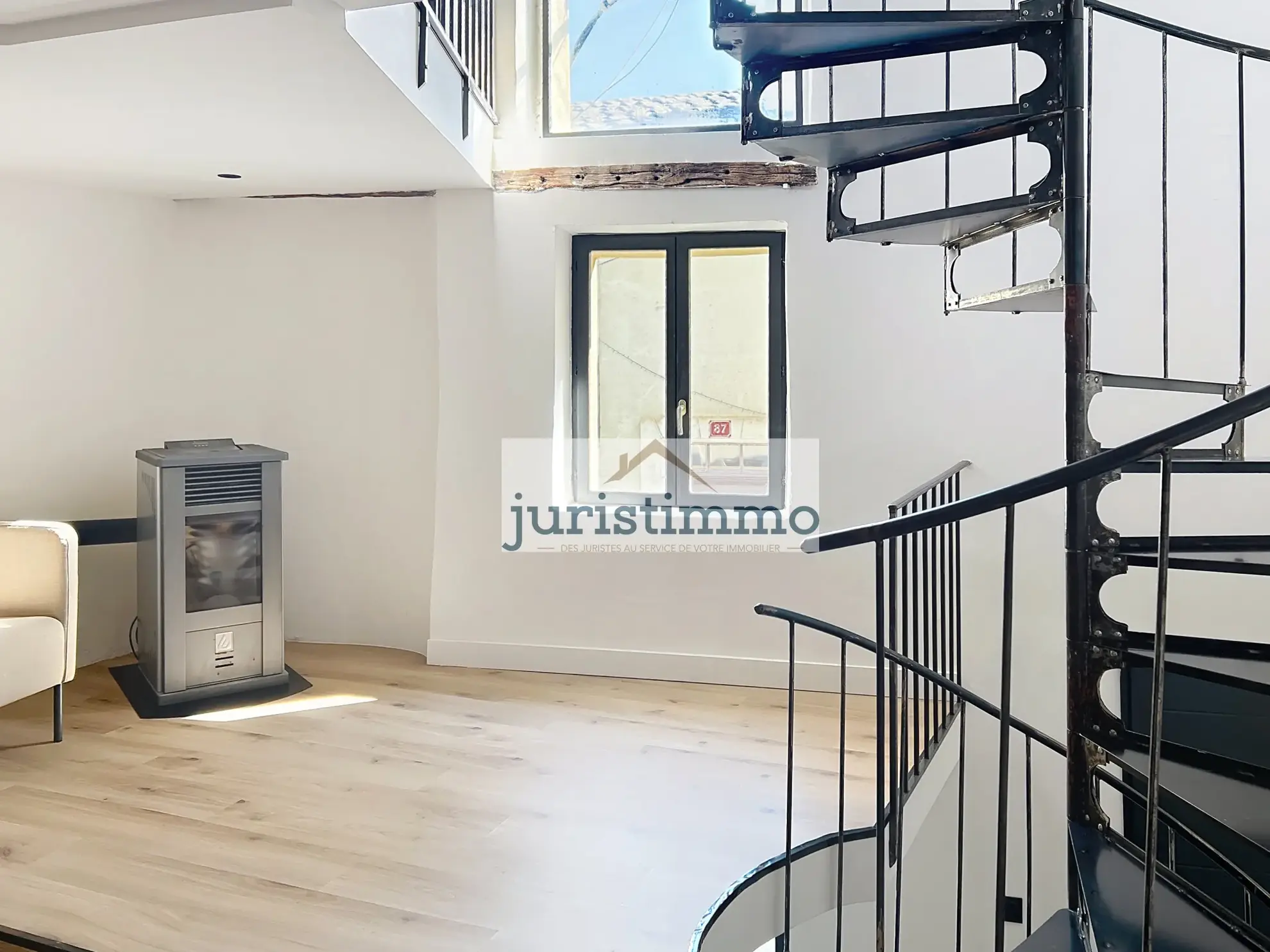 Maison provençale entièrement rénovée avec terrasse panoramique à Villedieu 