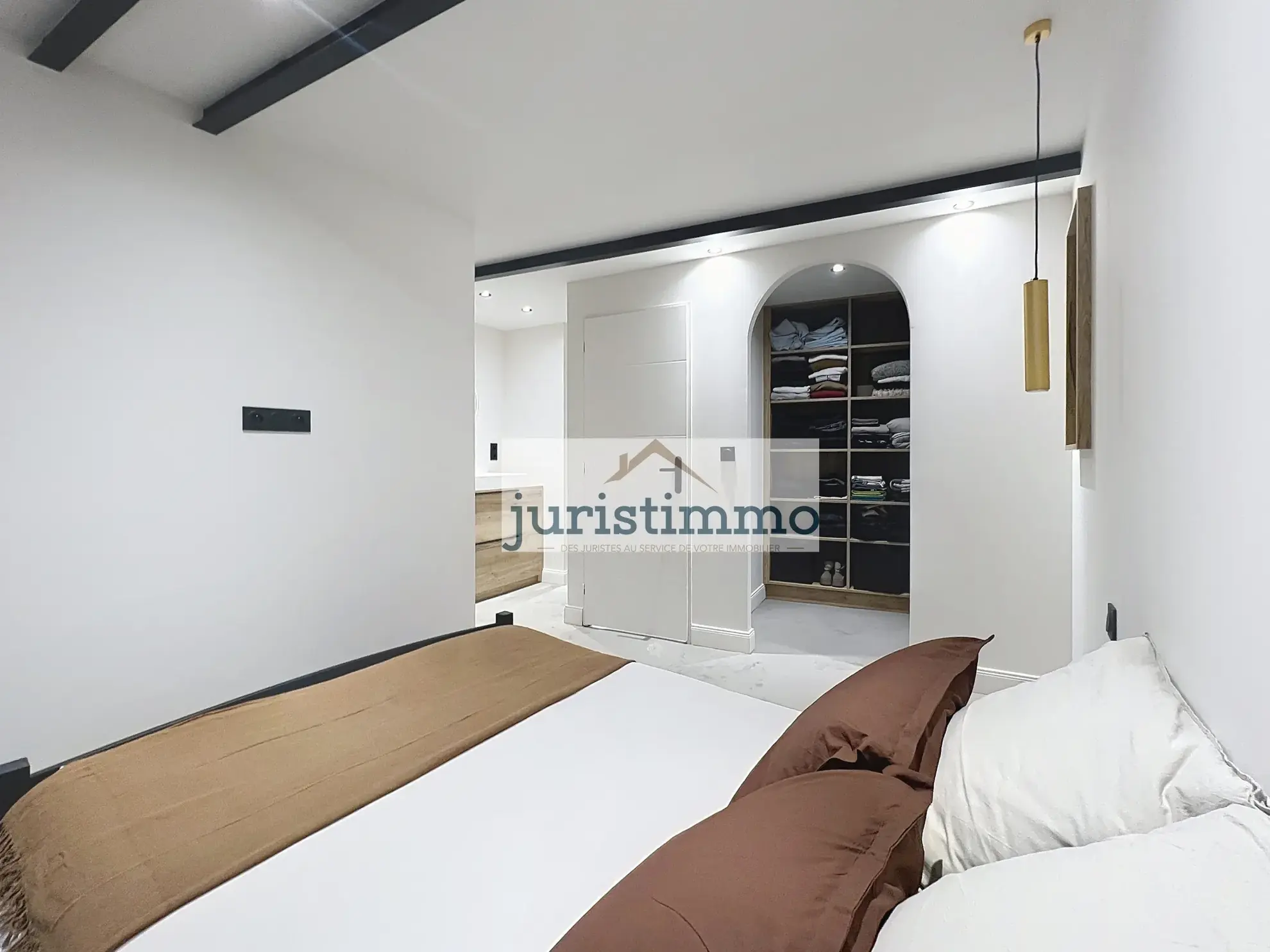 Maison provençale entièrement rénovée avec terrasse panoramique à Villedieu 