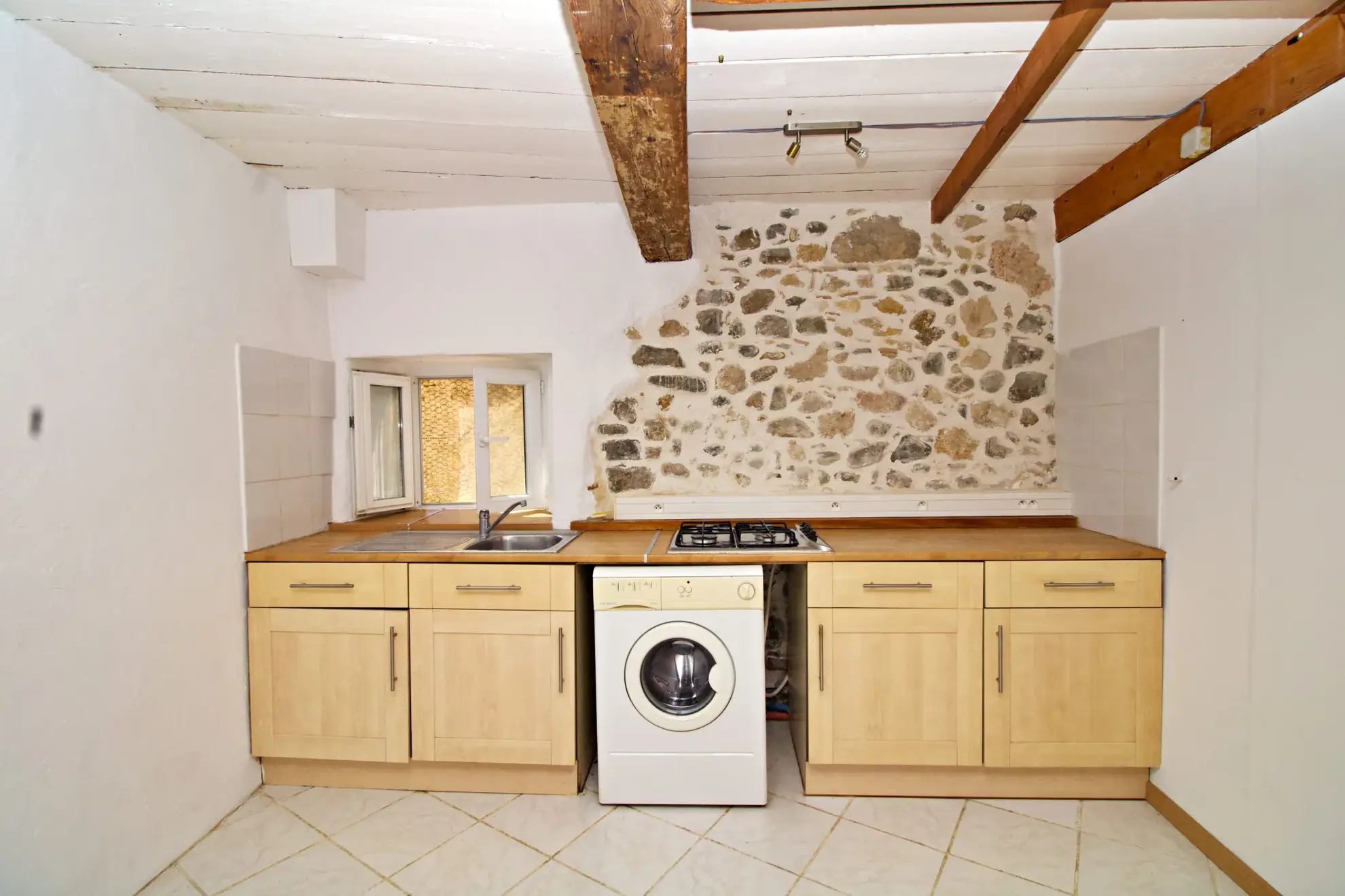 Charmante maison de village à Sallèles-d’Aude avec terrasse et potentiel locatif 