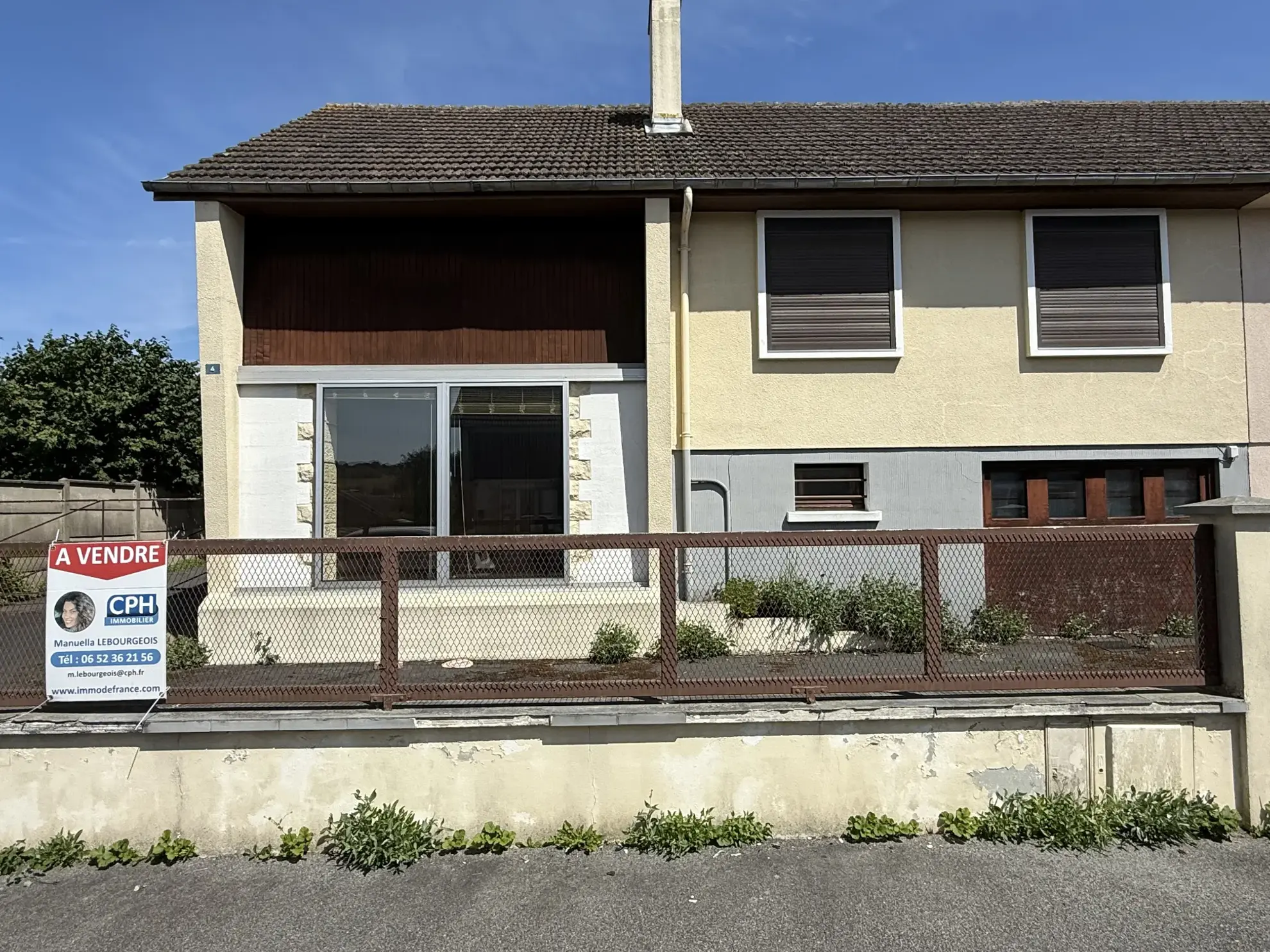 Maison familiale à vendre à Livarot Pay d'Auge - 4 chambres, garage, 140m² 