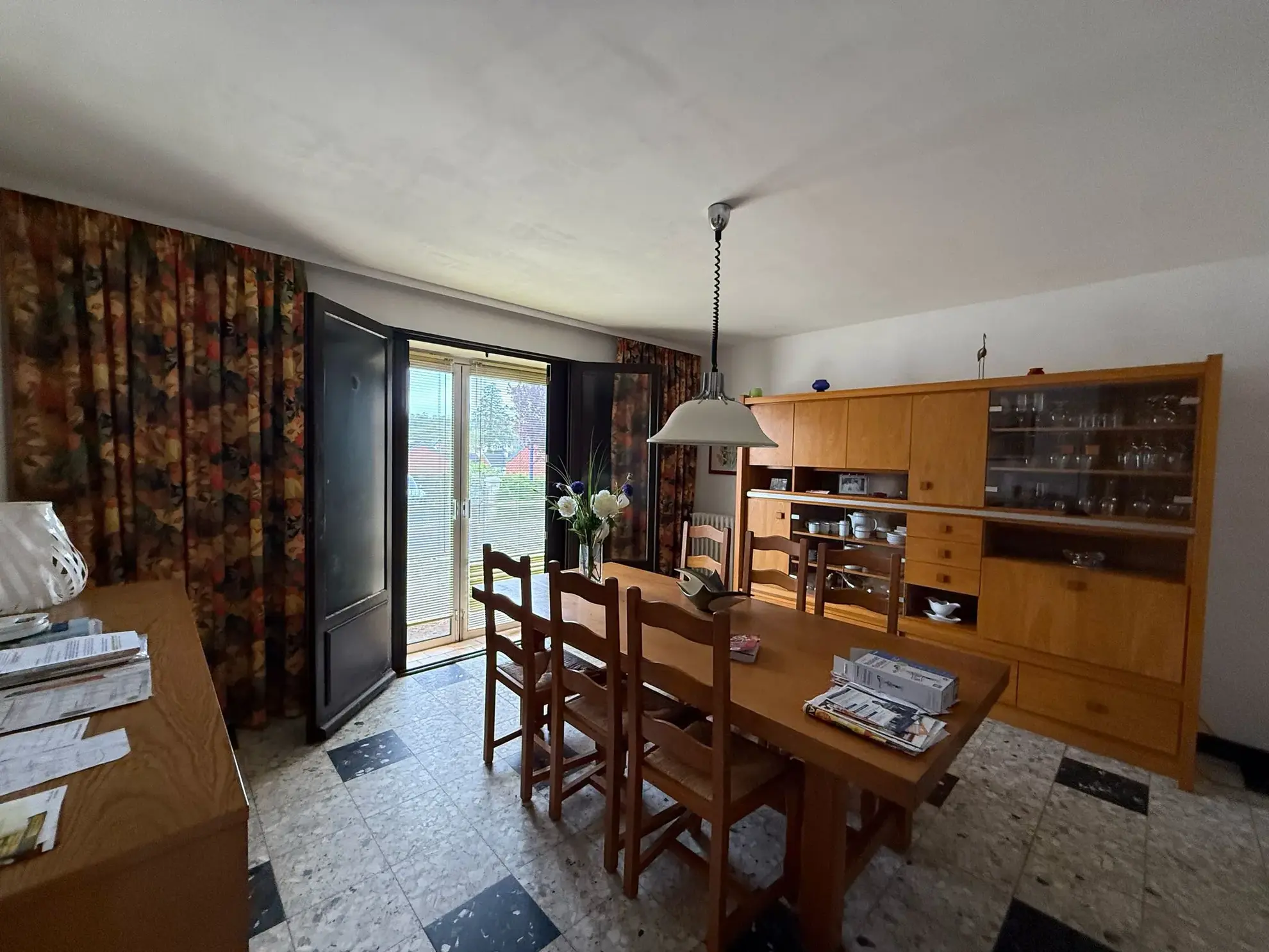 Maison familiale à vendre à Livarot Pay d'Auge - 4 chambres, garage, 140m² 