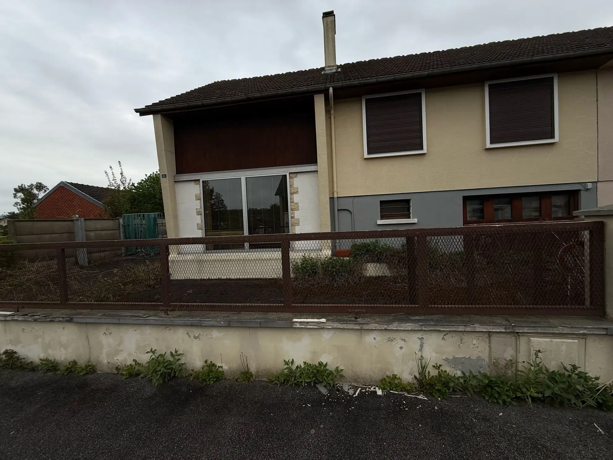 Maison familiale à vendre à Livarot Pay d'Auge - 4 chambres, garage, 140m² 