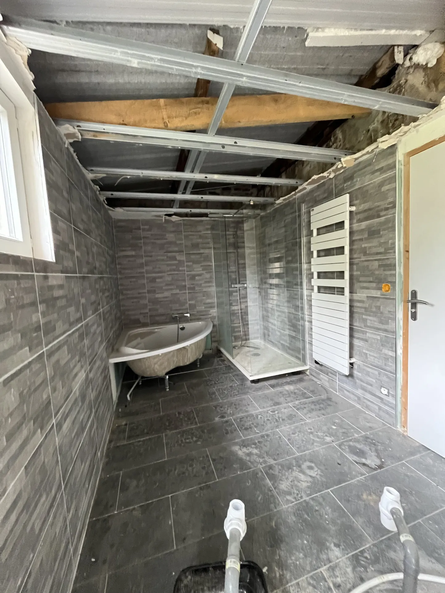 Maison à réhabiliter proche du centre-ville de Fécamp avec grand terrain et garage 