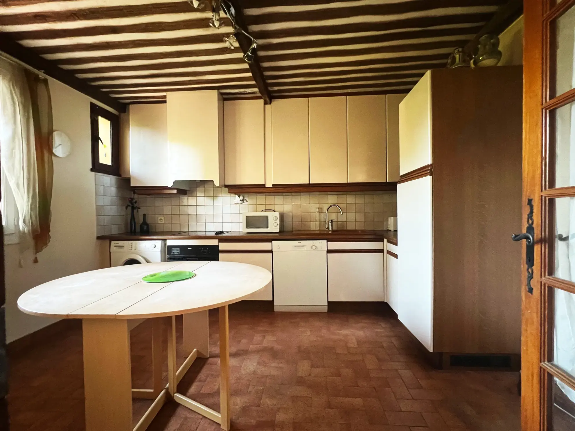 Maison de plain-pied à Orange - 107 m² avec jardin et garage 