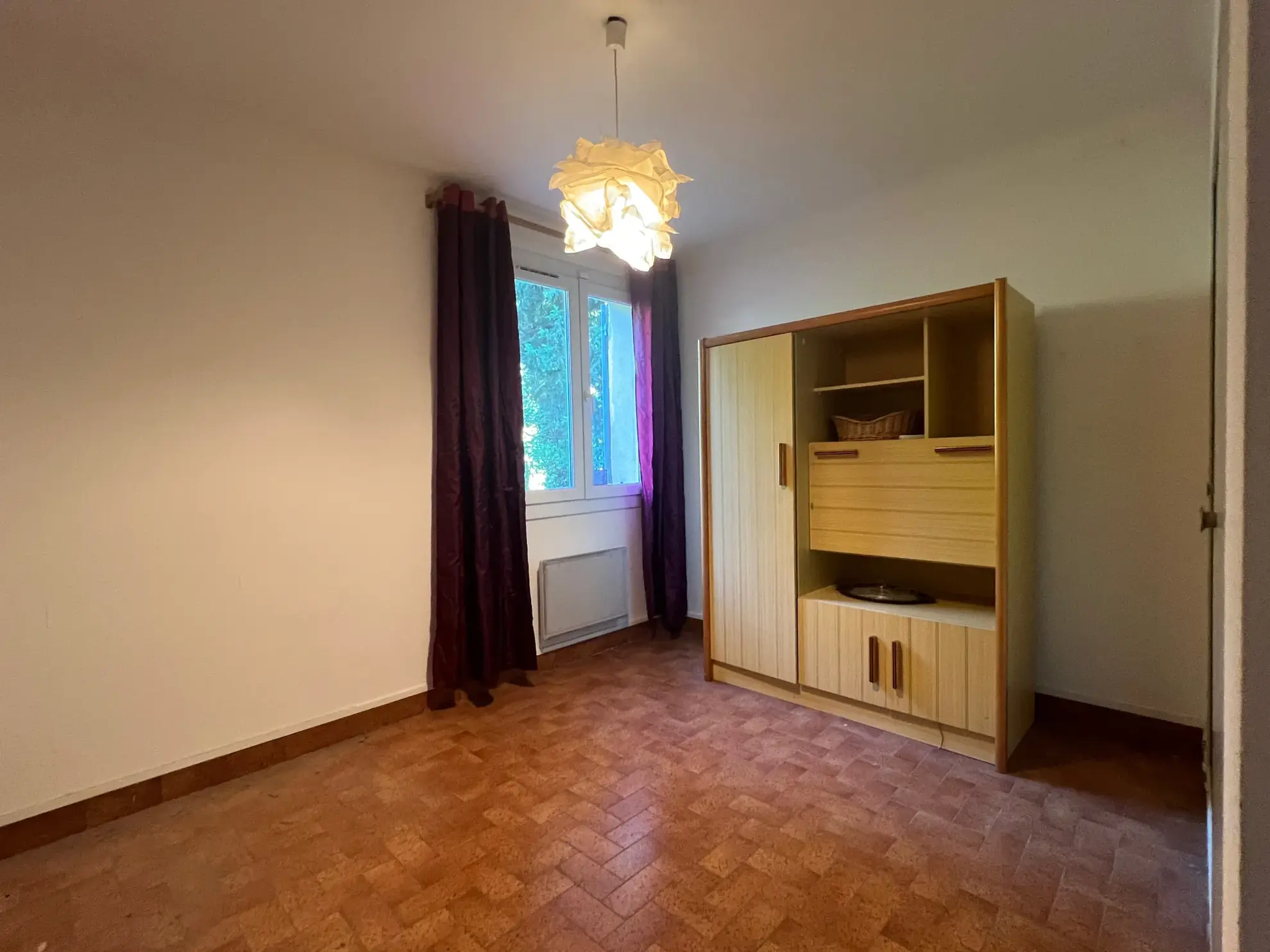 Maison de plain-pied à Orange - 107 m² avec jardin et garage 