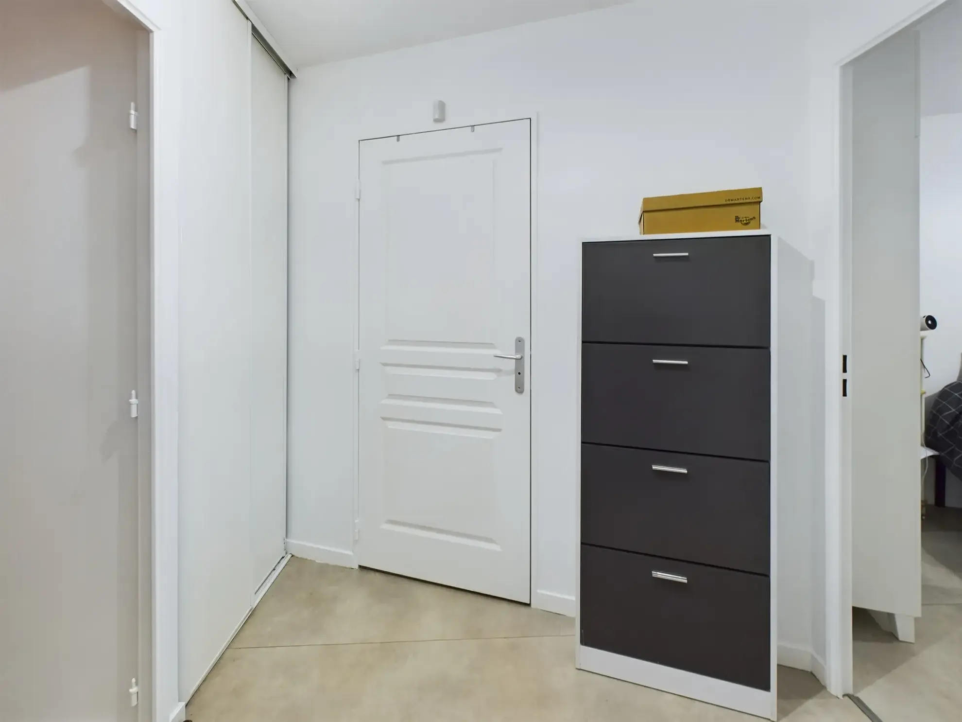 Appartement 2 pièces loué avec extérieur dans résidence calme à Saint-Pierre-du-Perray 