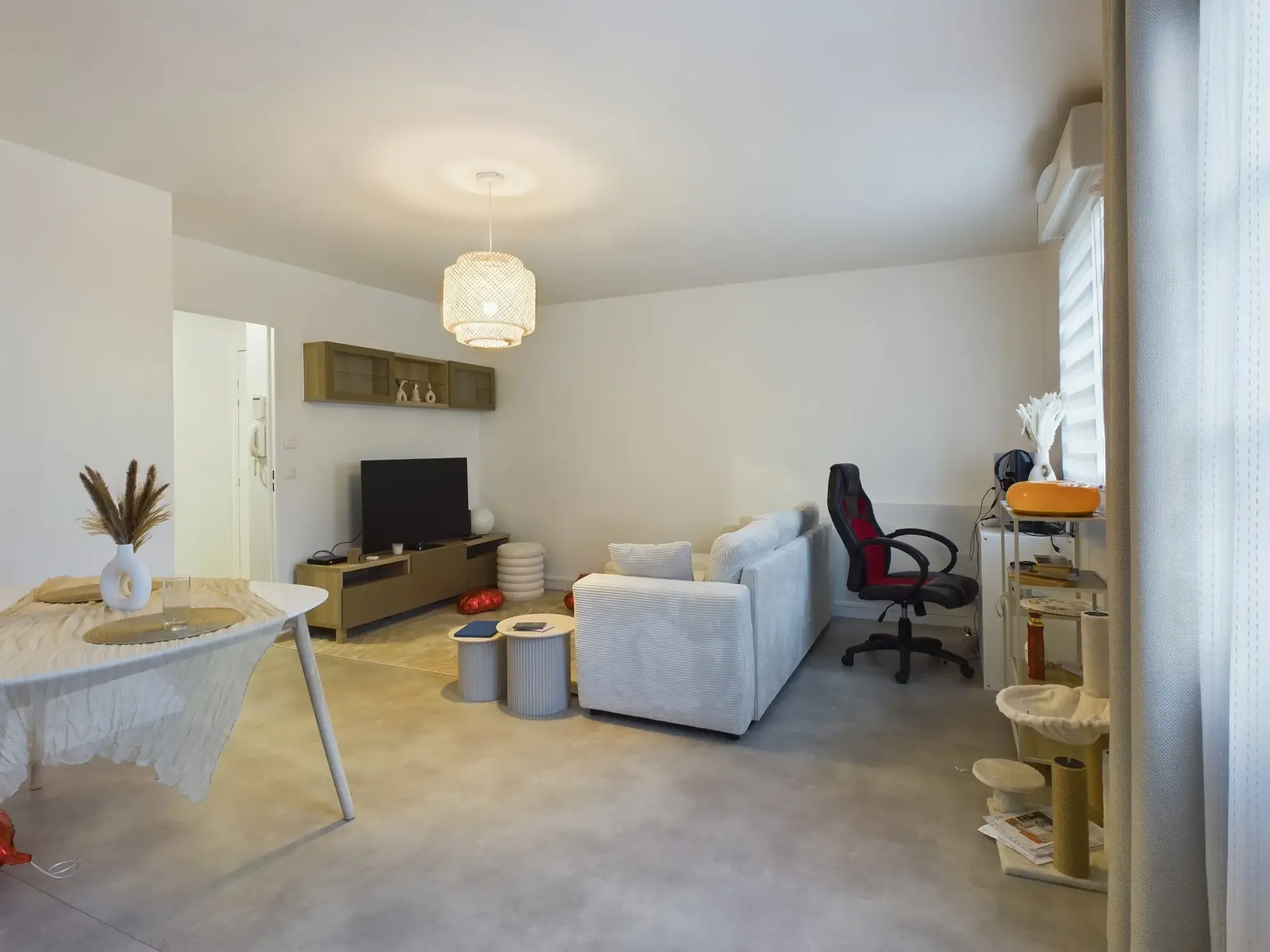 Appartement 2 pièces loué avec extérieur dans résidence calme à Saint-Pierre-du-Perray