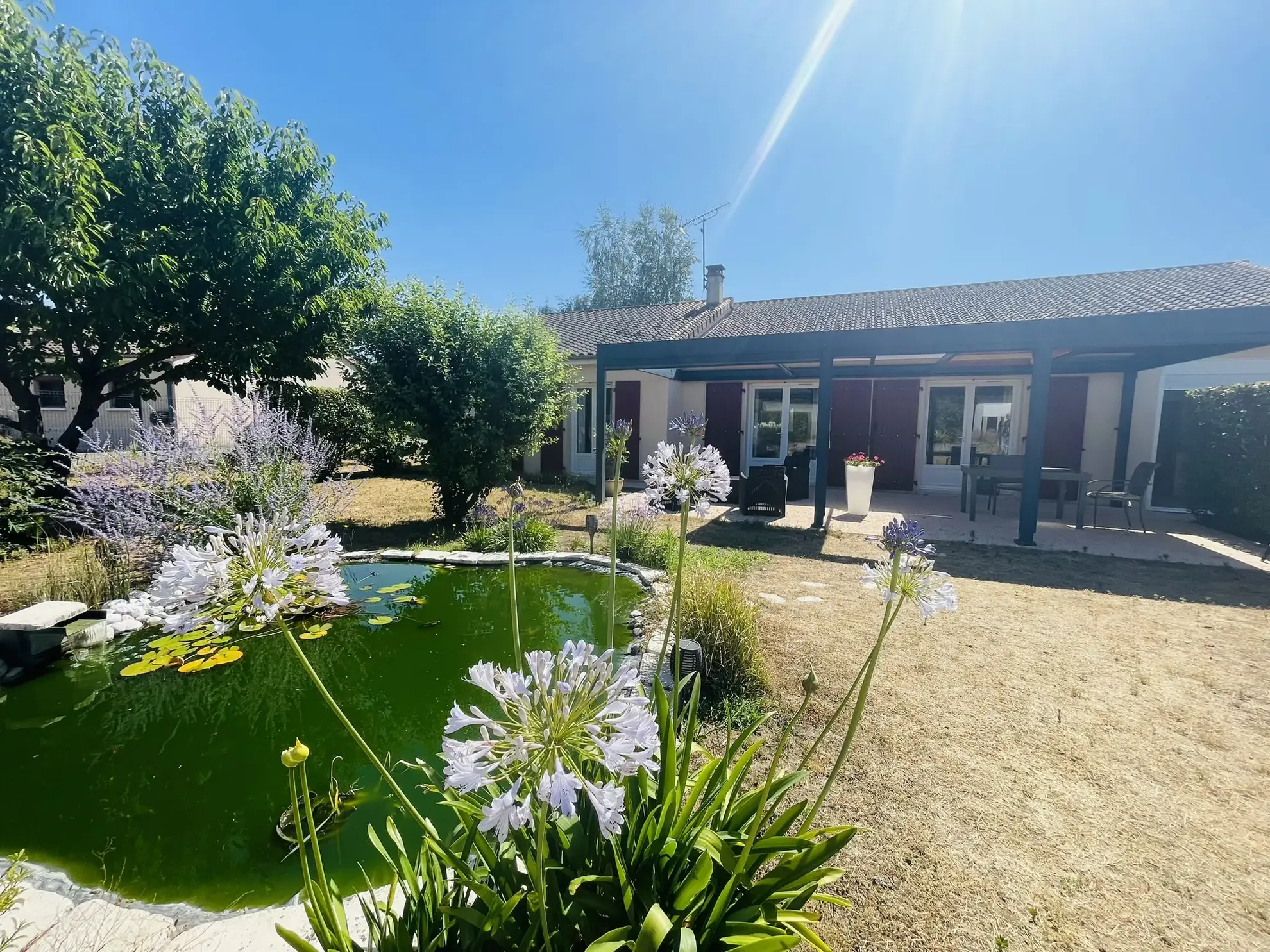 Charmante maison de plain-pied à Cernay avec grand jardin et confort moderne 