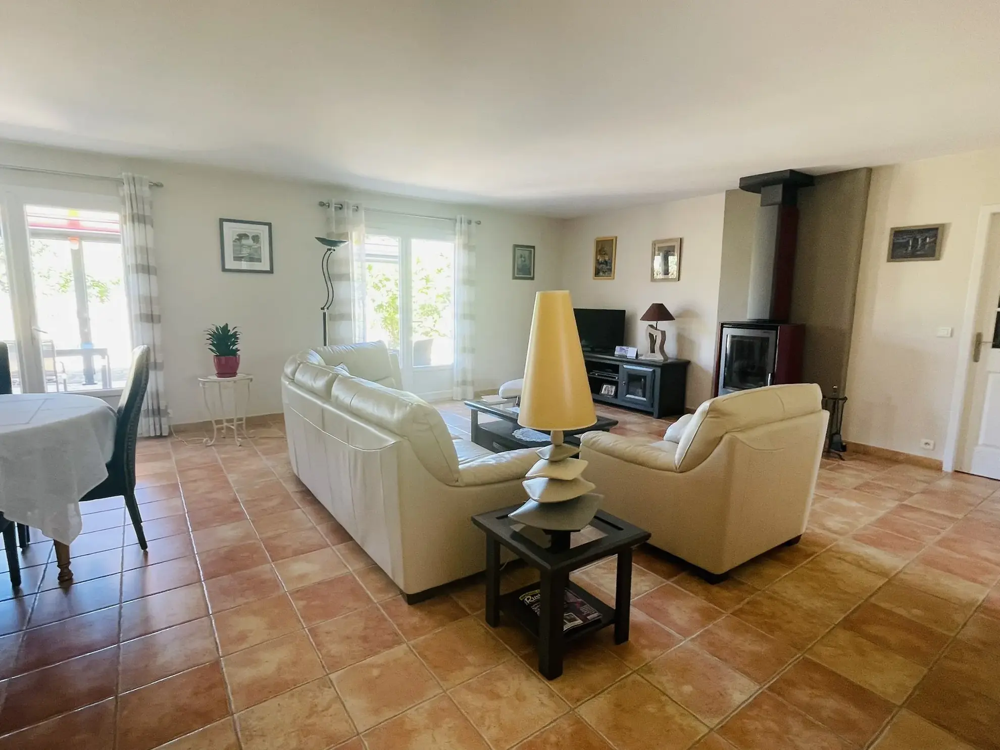 Charmante maison de plain-pied avec jardin à Cernay proche Lencloître 