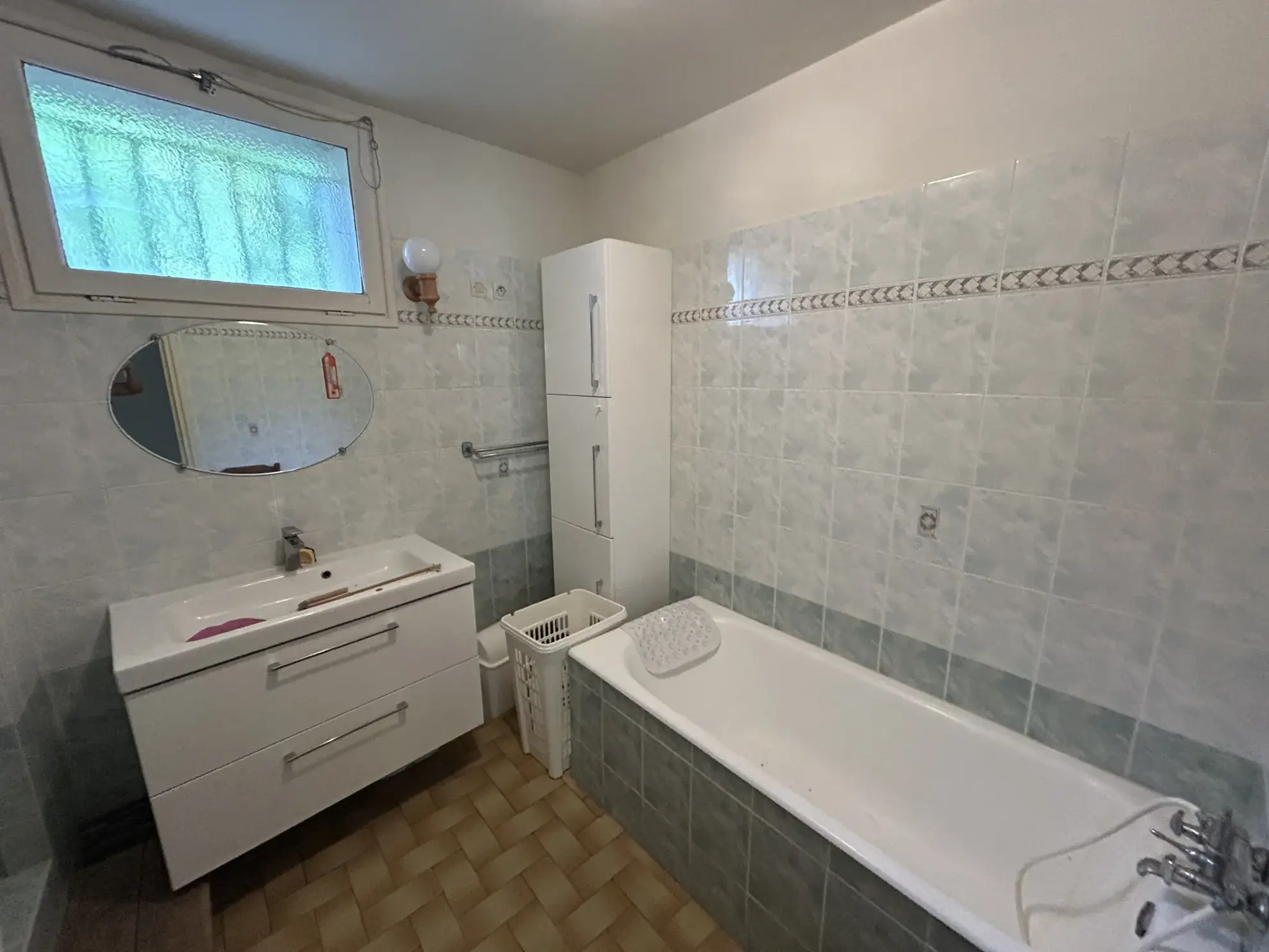 Magnifique maison 3 chambres à La Réole avec jardin et garage 