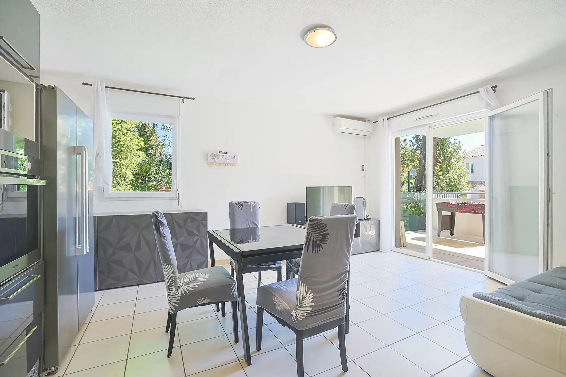 Appartement T3 de 63,30 m² avec jardin, terrasse et garage à Cuers 