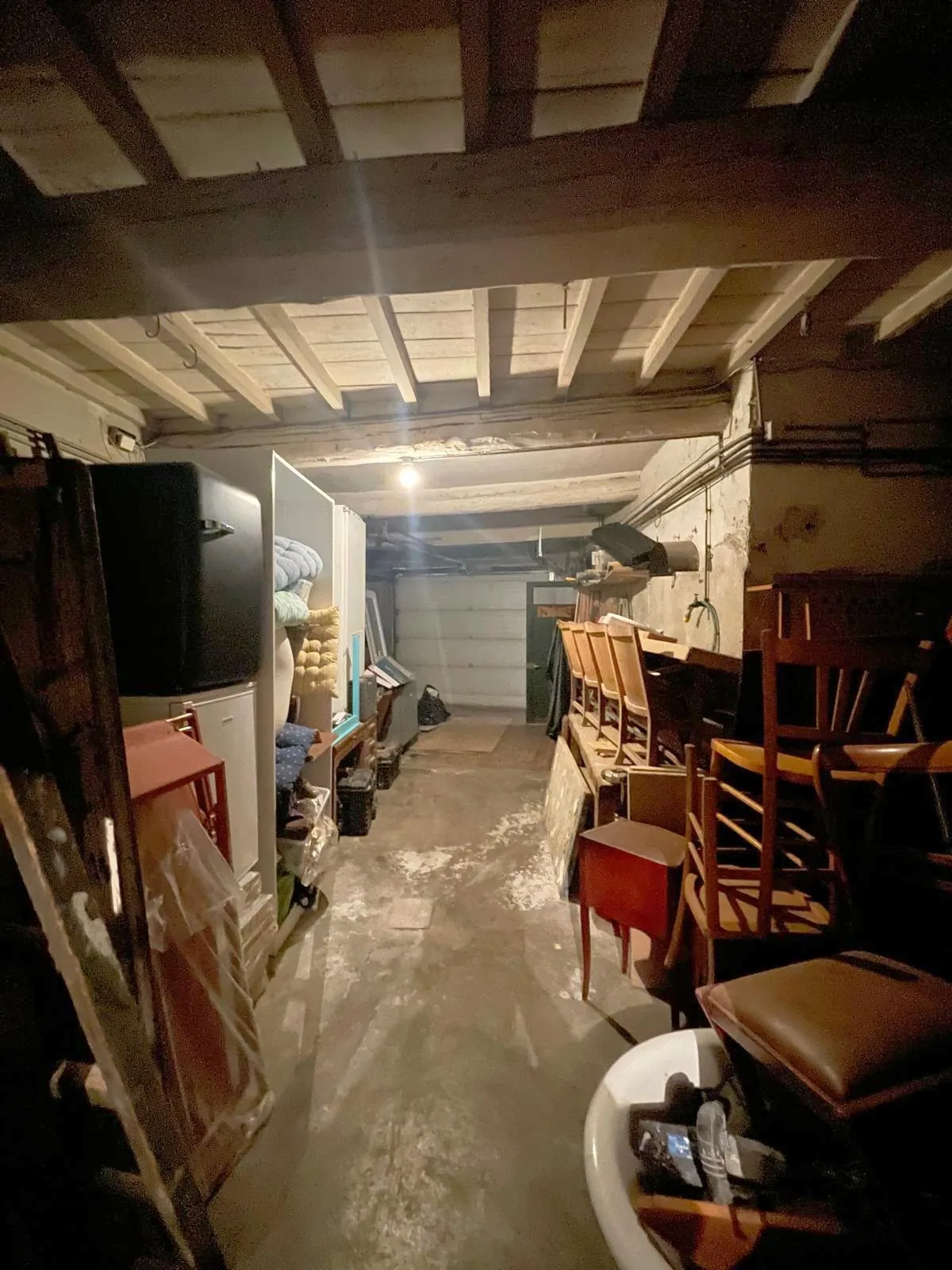 Maison de ville à Montpellier avec jardin de 50m² - Rénovation et potentiel d'extension 